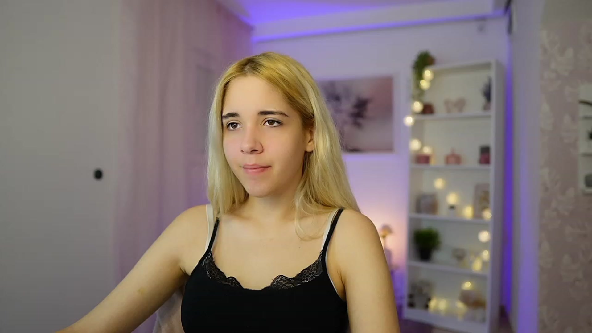 Gallery image thumbnail from Katie_Kush18's myfreecams stream on, 10/27/2023, 08:49 image 19 of 20