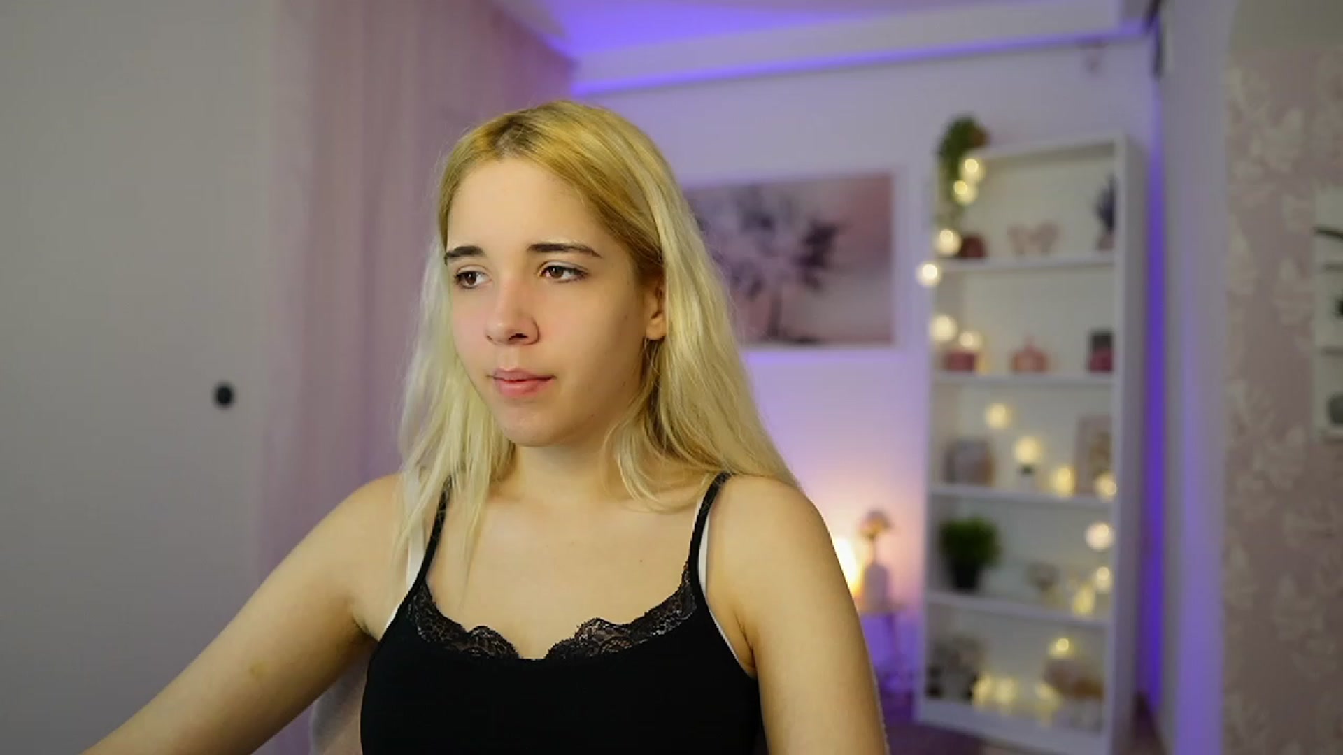 Gallery image thumbnail from Katie_Kush18's myfreecams stream on, 10/27/2023, 08:49 image 8 of 20