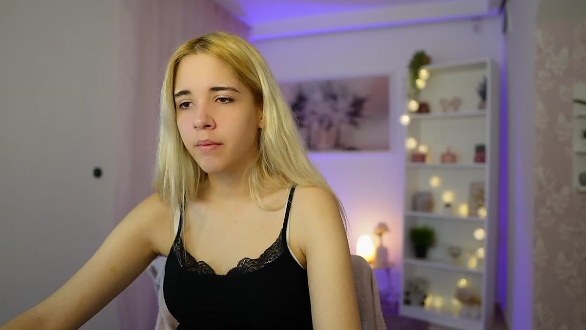 Gallery image thumbnail from Katie_Kush18's myfreecams stream on, 10/27/2023, 08:49 image 15 of 20