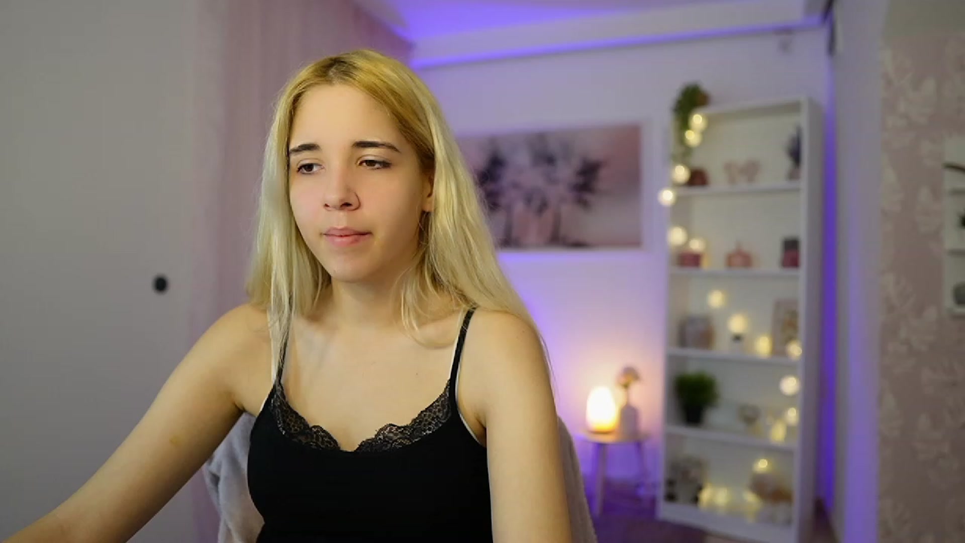 Gallery image thumbnail from Katie_Kush18's myfreecams stream on, 10/27/2023, 08:49 image 13 of 20