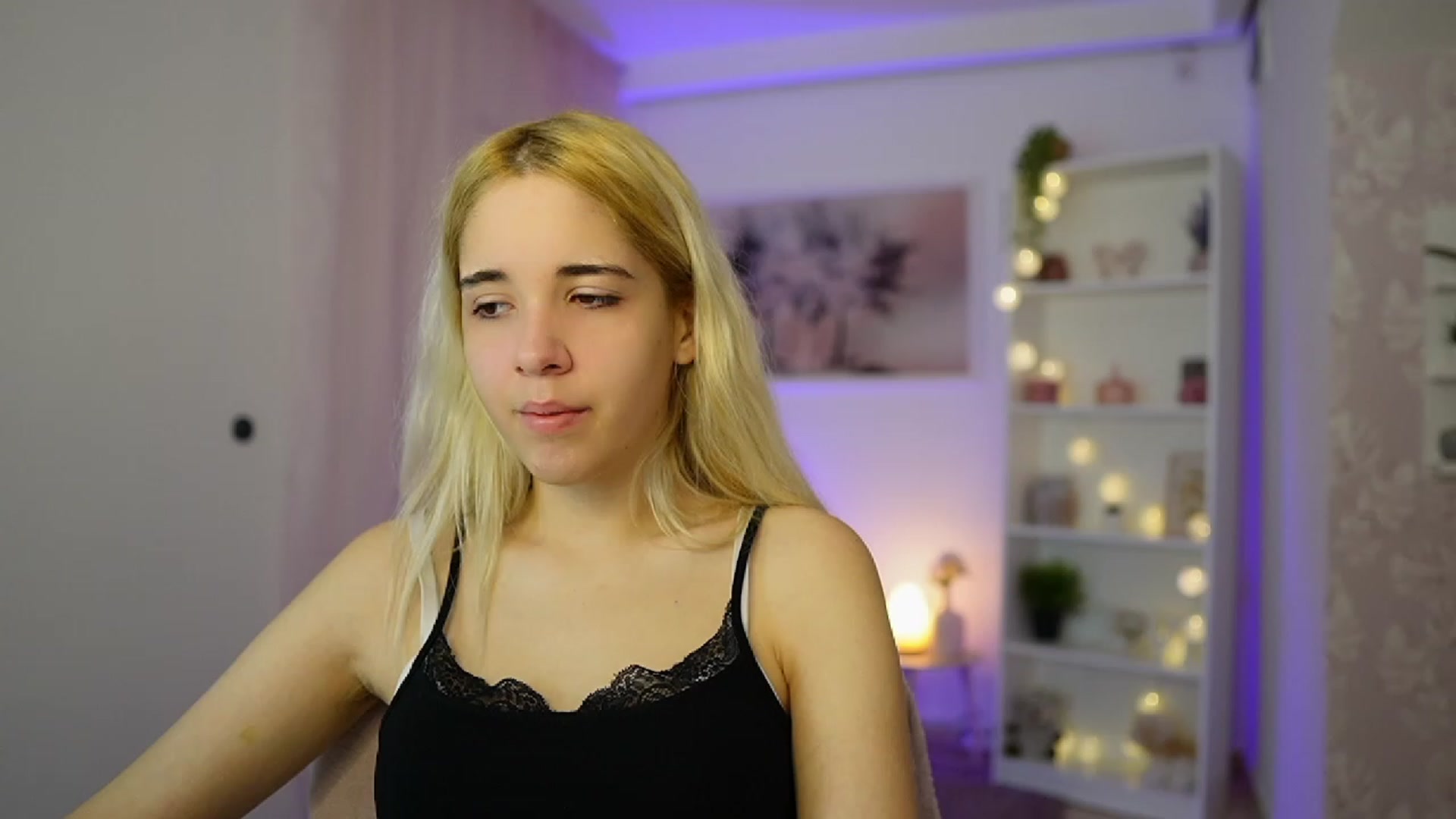 Gallery image thumbnail from Katie_Kush18's myfreecams stream on, 10/27/2023, 08:49 image 7 of 20