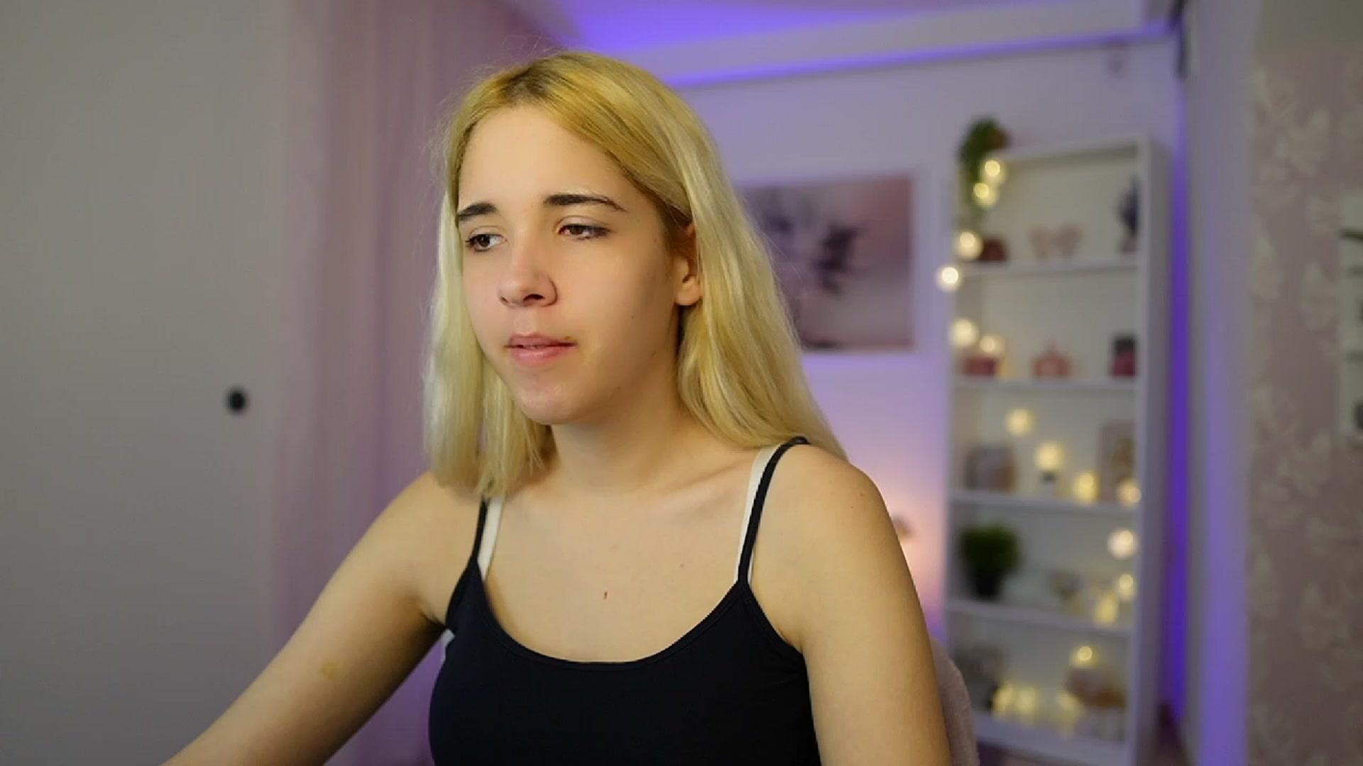 Gallery image thumbnail from Katie_Kush18's myfreecams stream on, 10/27/2023, 12:44 image 4 of 20