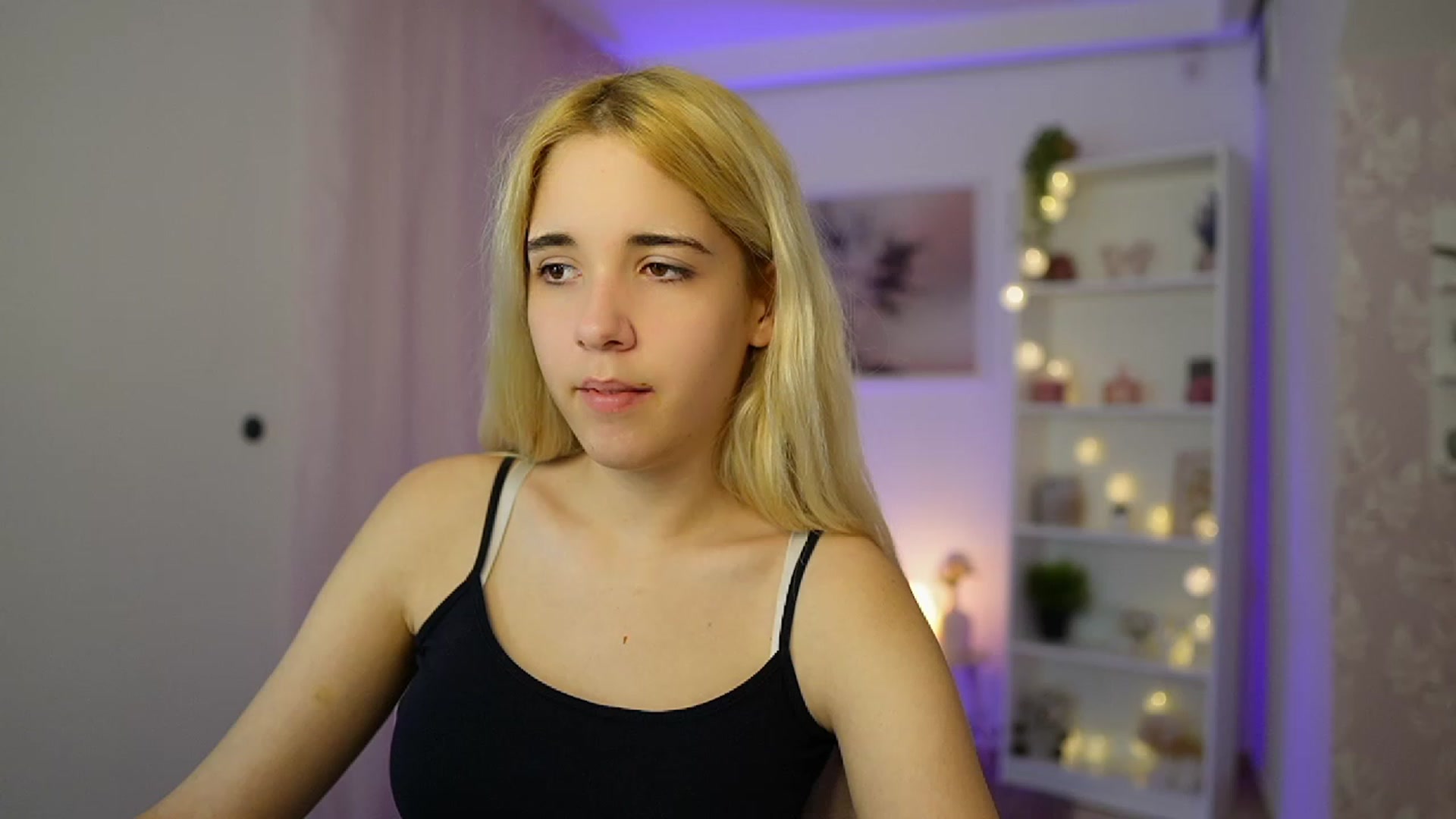 Gallery image thumbnail from Katie_Kush18's myfreecams stream on, 10/27/2023, 12:44 image 8 of 20