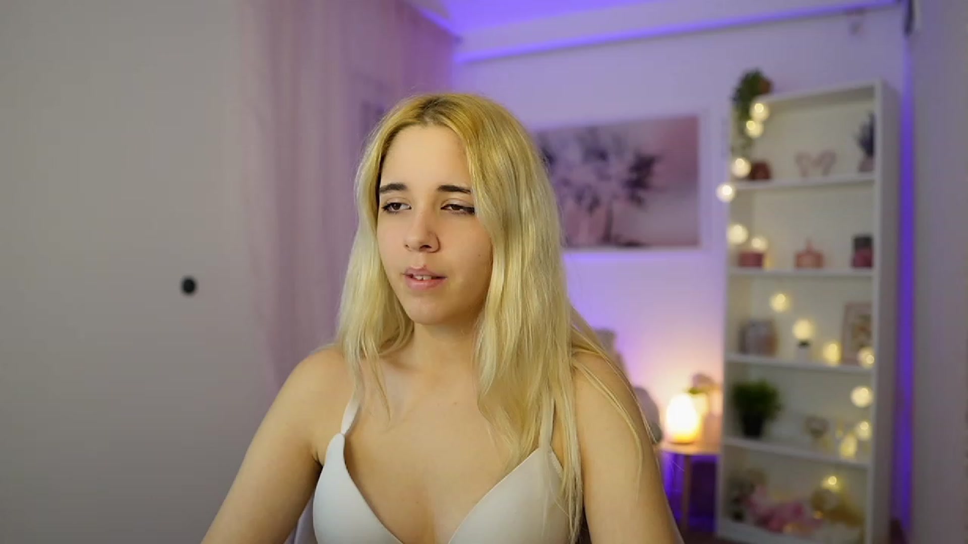 Gallery image thumbnail from Katie_Kush18's myfreecams stream on, 11/03/2023, 10:58 image 8 of 20