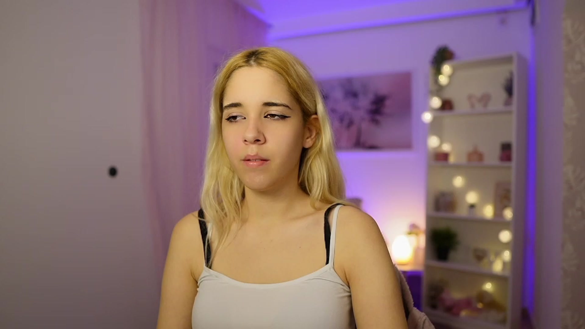 Gallery image thumbnail from Katie_Kush18's myfreecams stream on, 11/04/2023, 10:14 image 20 of 20