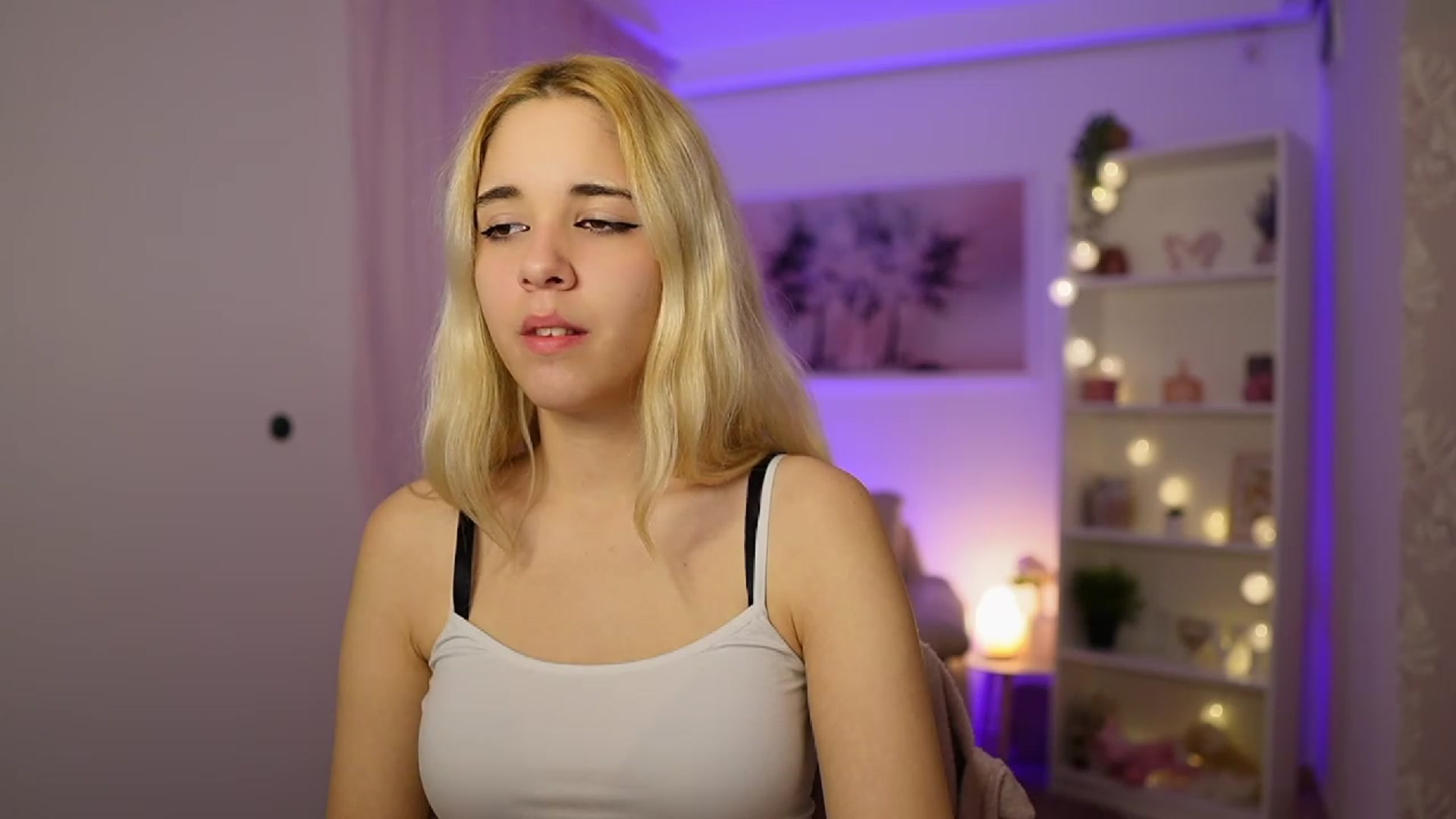 Gallery image thumbnail from Katie_Kush18's myfreecams stream on, 11/04/2023, 10:14 image 15 of 20