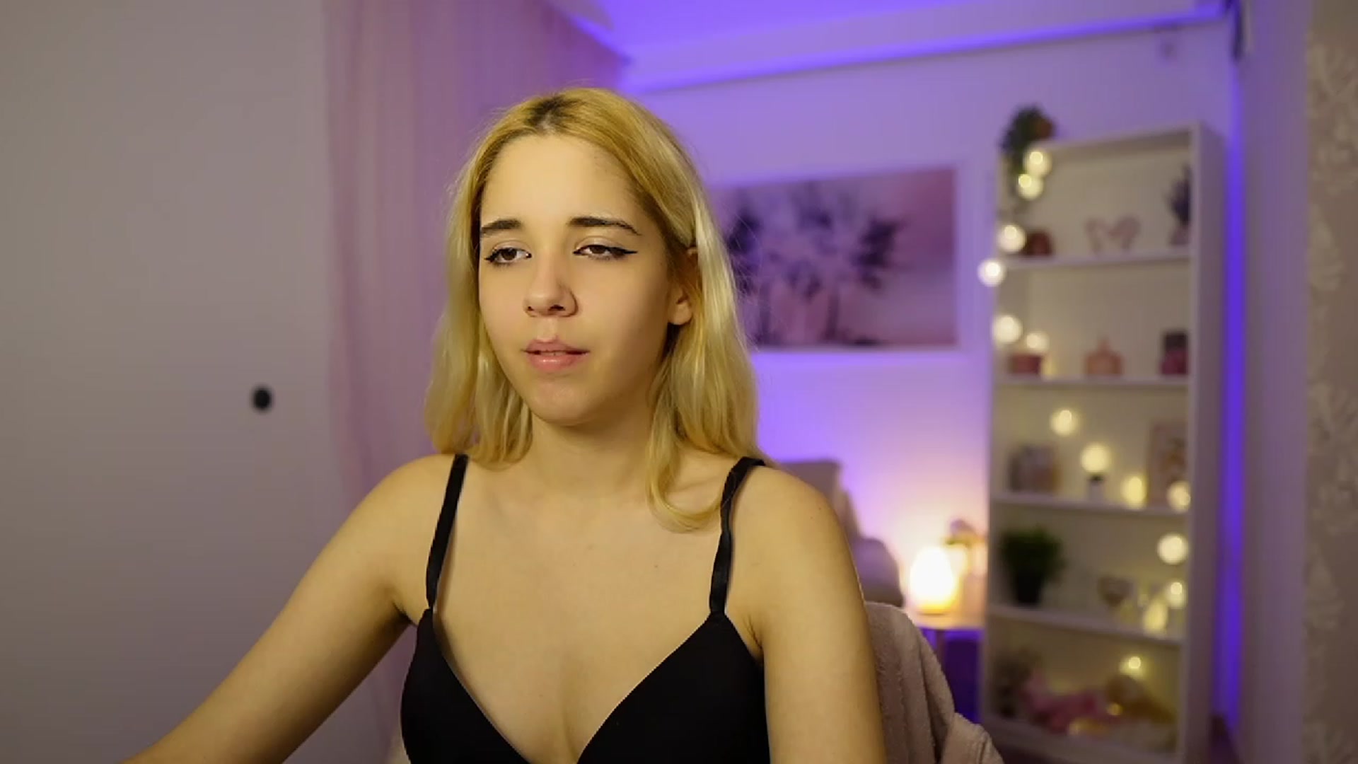 Gallery image thumbnail from Katie_Kush18's myfreecams stream on, 11/04/2023, 10:38 image 15 of 20