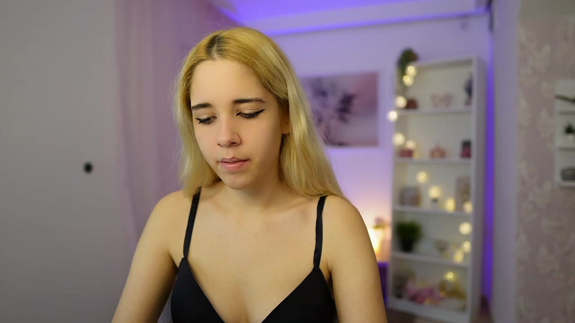 Gallery image thumbnail from Katie_Kush18's myfreecams stream on, 11/05/2023, 09:48 image 9 of 20