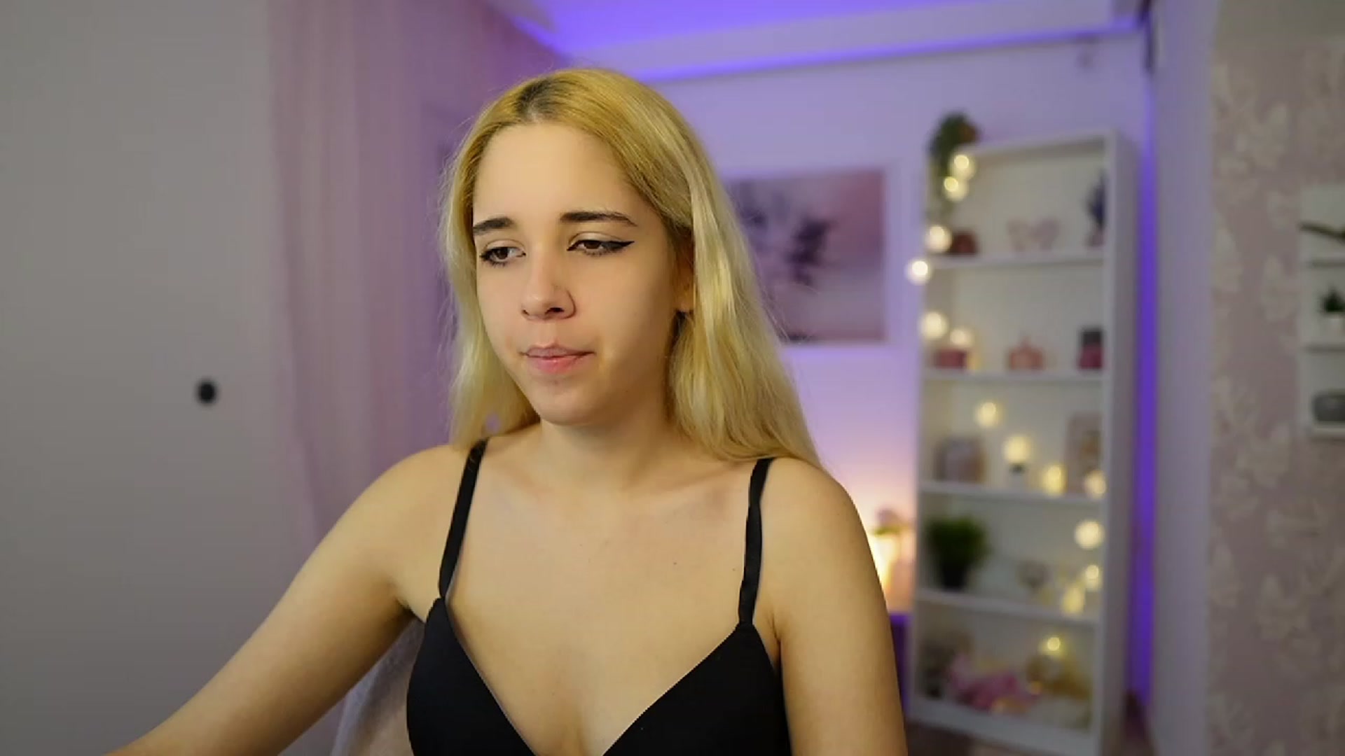 Gallery image thumbnail from Katie_Kush18's myfreecams stream on, 11/05/2023, 09:48 image 8 of 20