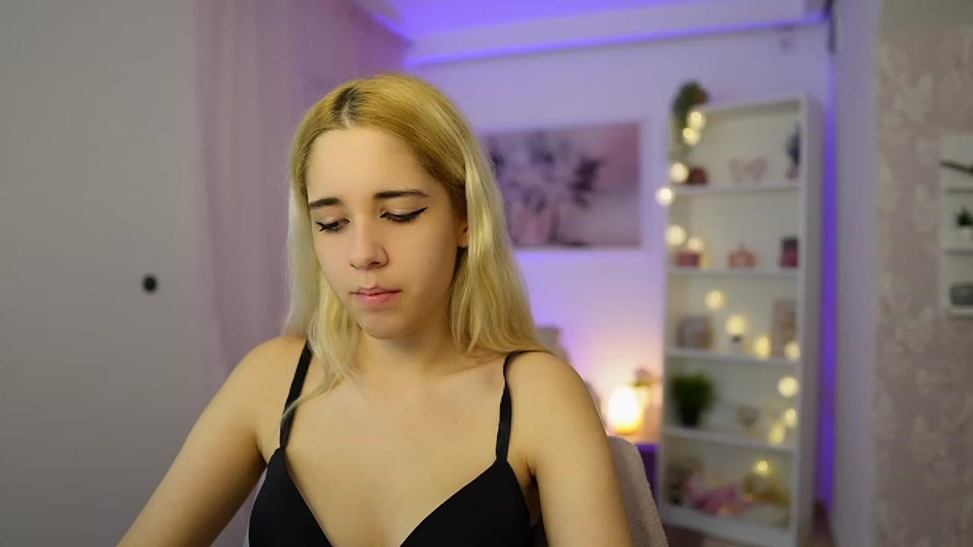 Gallery image thumbnail from Katie_Kush18's myfreecams stream on, 11/05/2023, 11:02 image 15 of 20