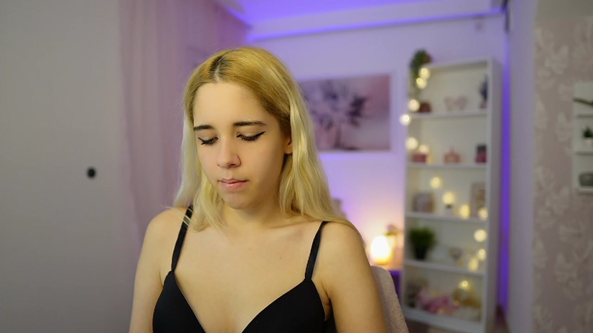 Gallery image thumbnail from Katie_Kush18's myfreecams stream on, 11/05/2023, 11:02 image 14 of 20