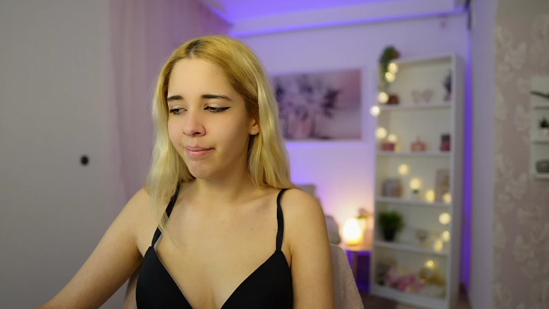 Gallery image thumbnail from Katie_Kush18's myfreecams stream on, 11/05/2023, 11:02 image 7 of 20