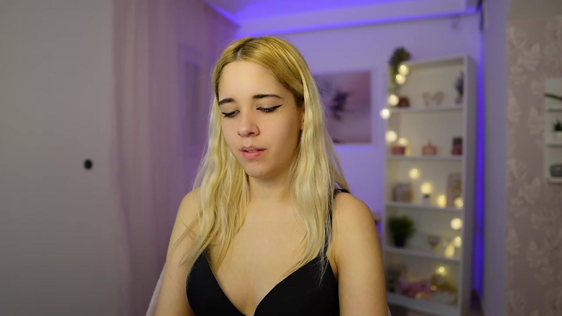 Gallery image thumbnail from Katie_Kush18's myfreecams stream on, 11/07/2023, 12:22 image 4 of 20
