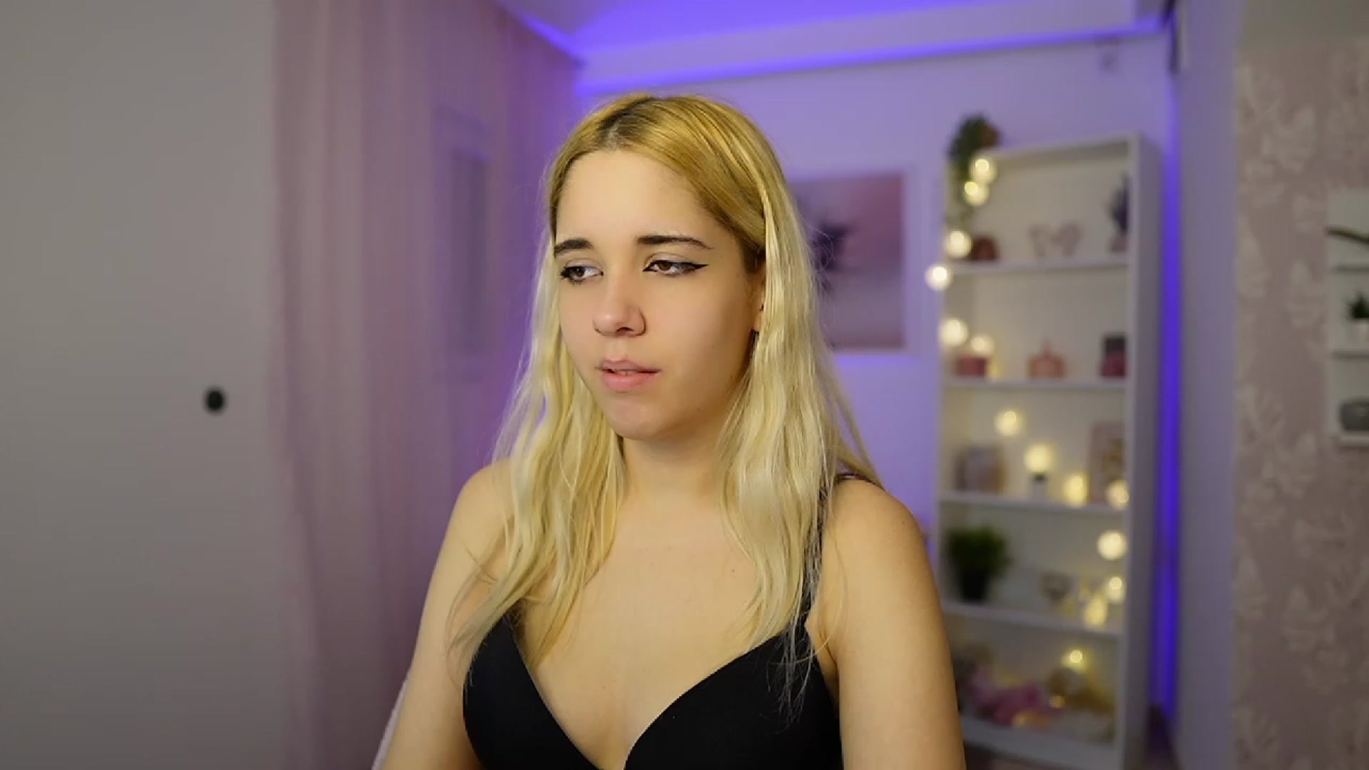 Gallery image thumbnail from Katie_Kush18's myfreecams stream on, 11/07/2023, 12:22 image 5 of 20