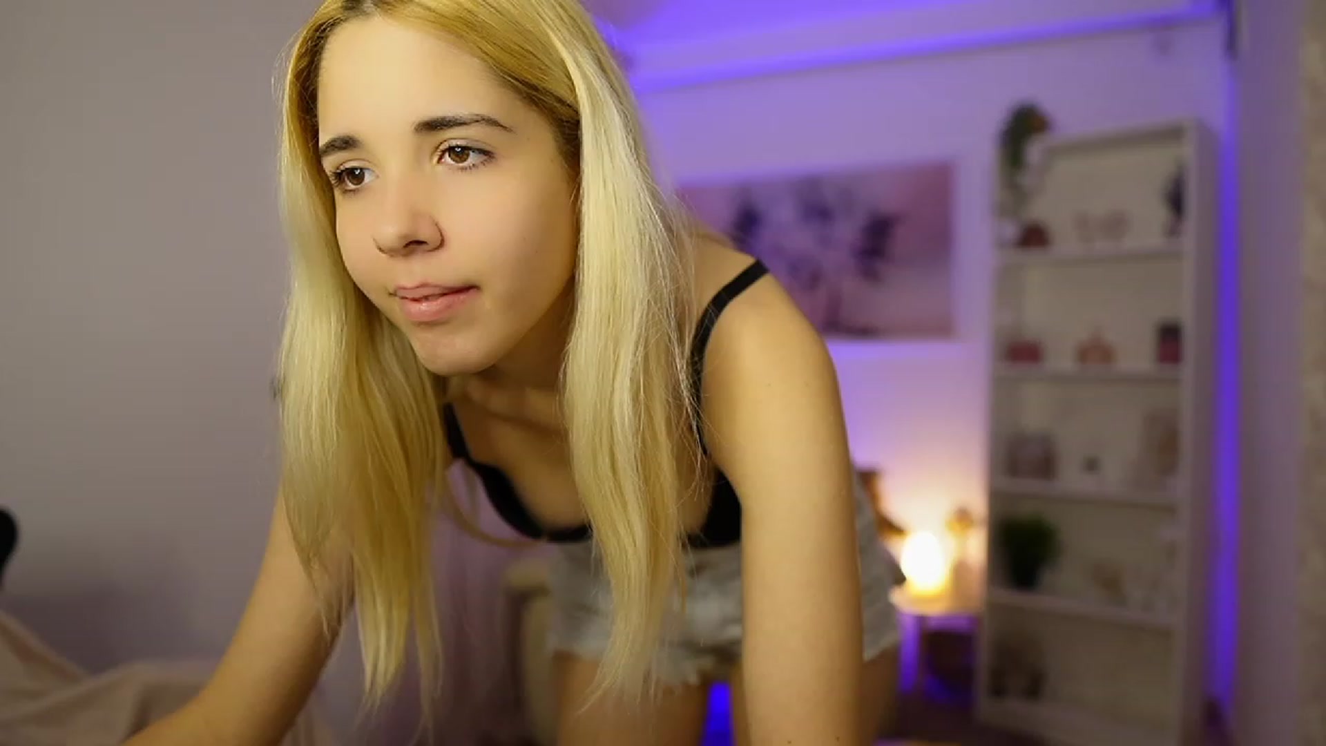 Gallery image thumbnail from Katie_Kush18's myfreecams stream on, 11/14/2023, 10:56 image 20 of 20