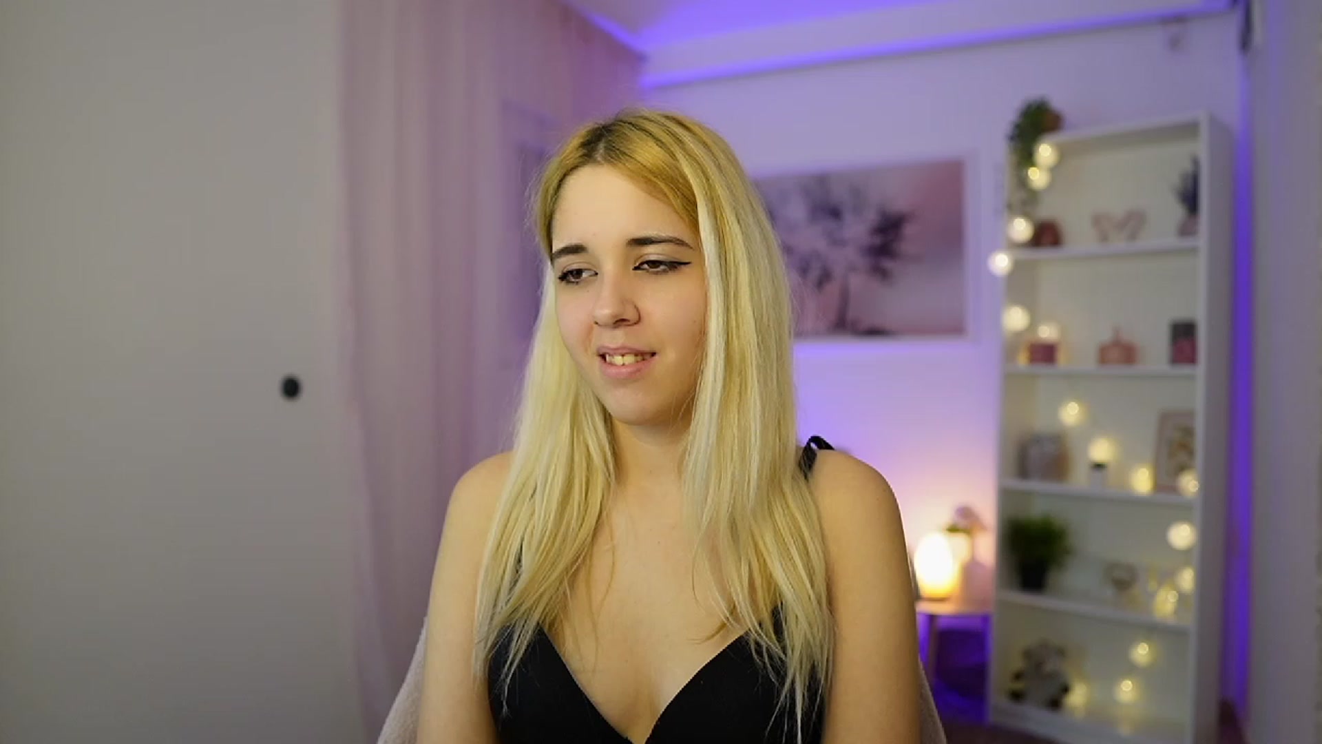 Gallery image thumbnail from Katie_Kush18's myfreecams stream on, 11/22/2023, 13:58 image 20 of 20