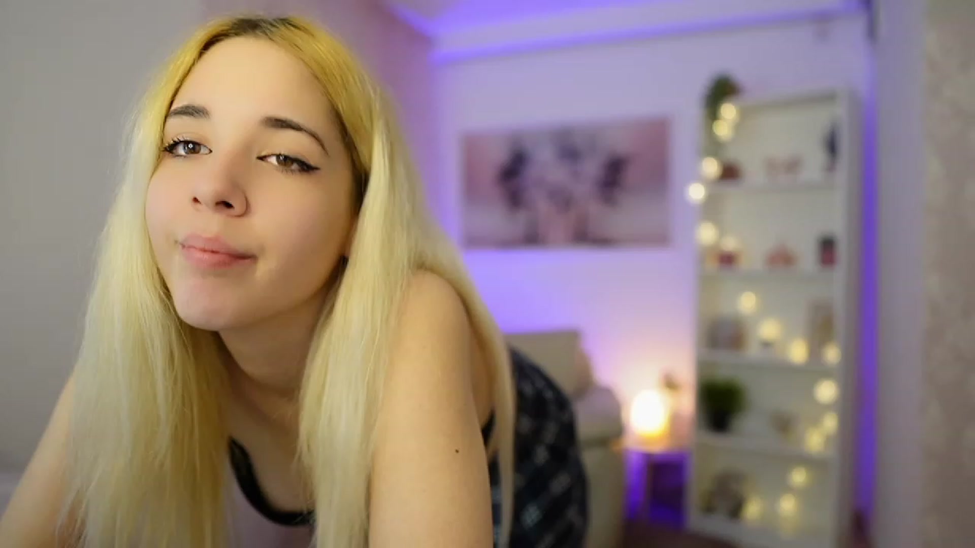 Gallery image thumbnail from Katie_Kush18's myfreecams stream on, 12/01/2023, 12:30 image 4 of 20