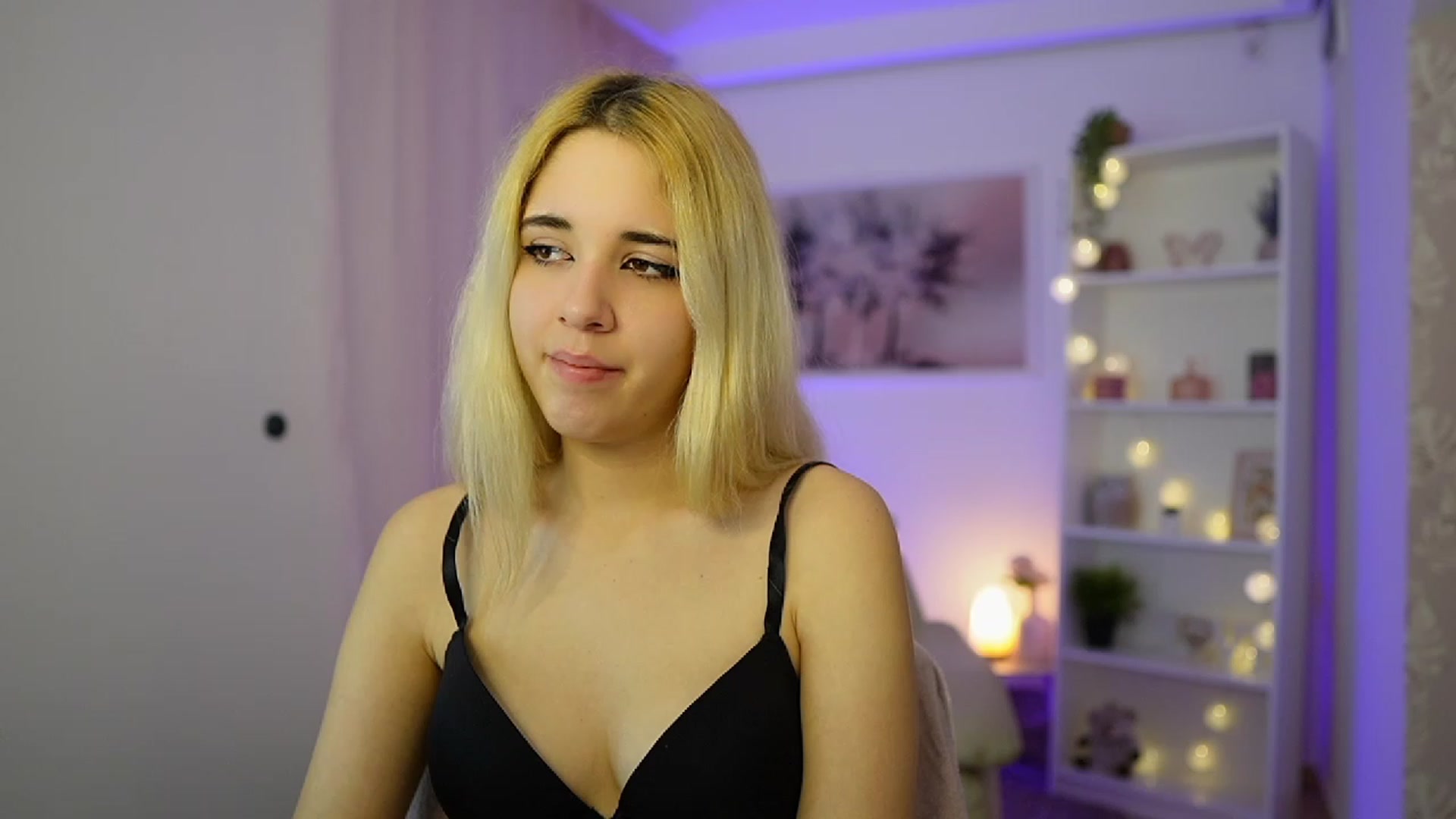 Gallery image thumbnail from Katie_Kush18's myfreecams stream on, 12/02/2023, 12:29 image 7 of 20