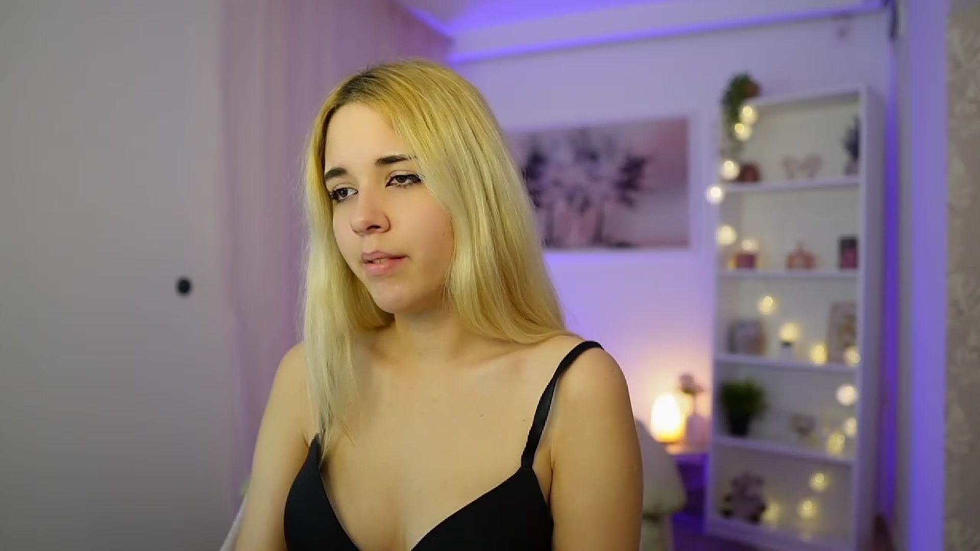 Gallery image thumbnail from Katie_Kush18's myfreecams stream on, 12/02/2023, 14:05 image 6 of 20