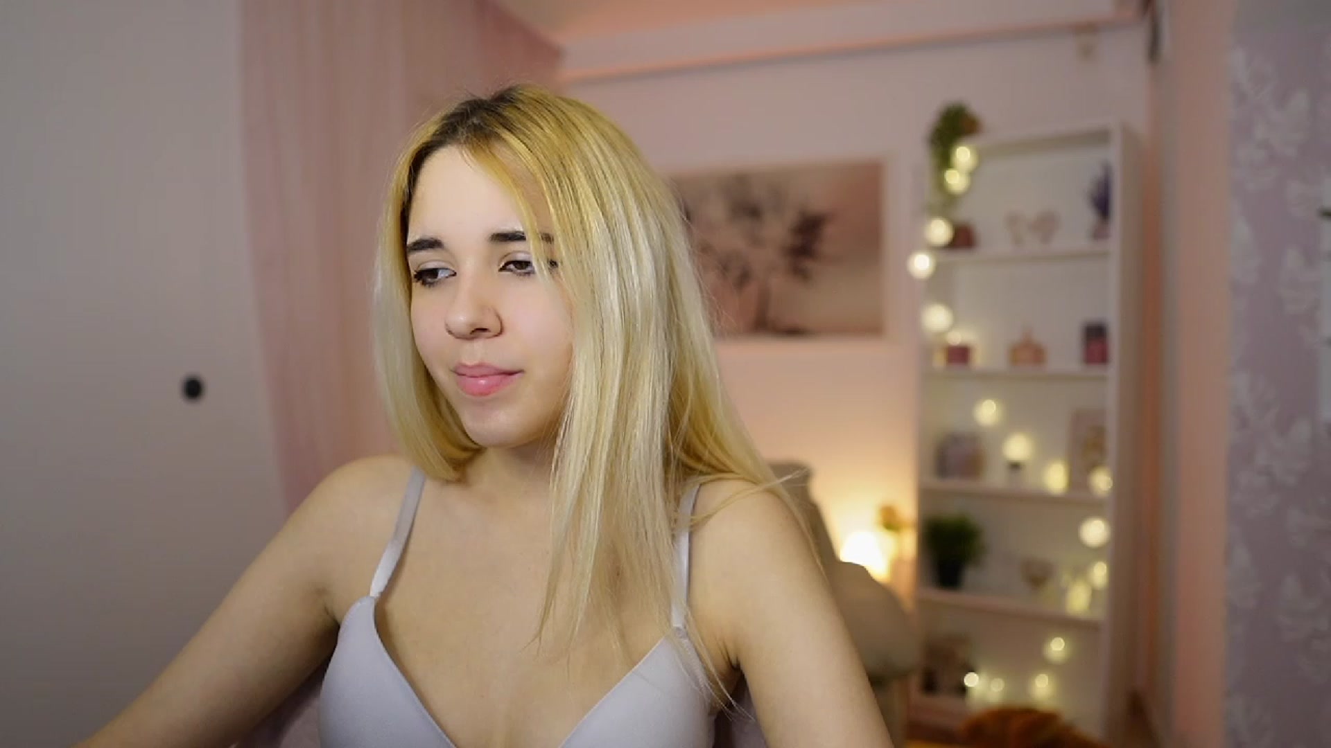 Gallery image thumbnail from Katie_Kush18's myfreecams stream on, 12/11/2023, 11:57 image 3 of 20