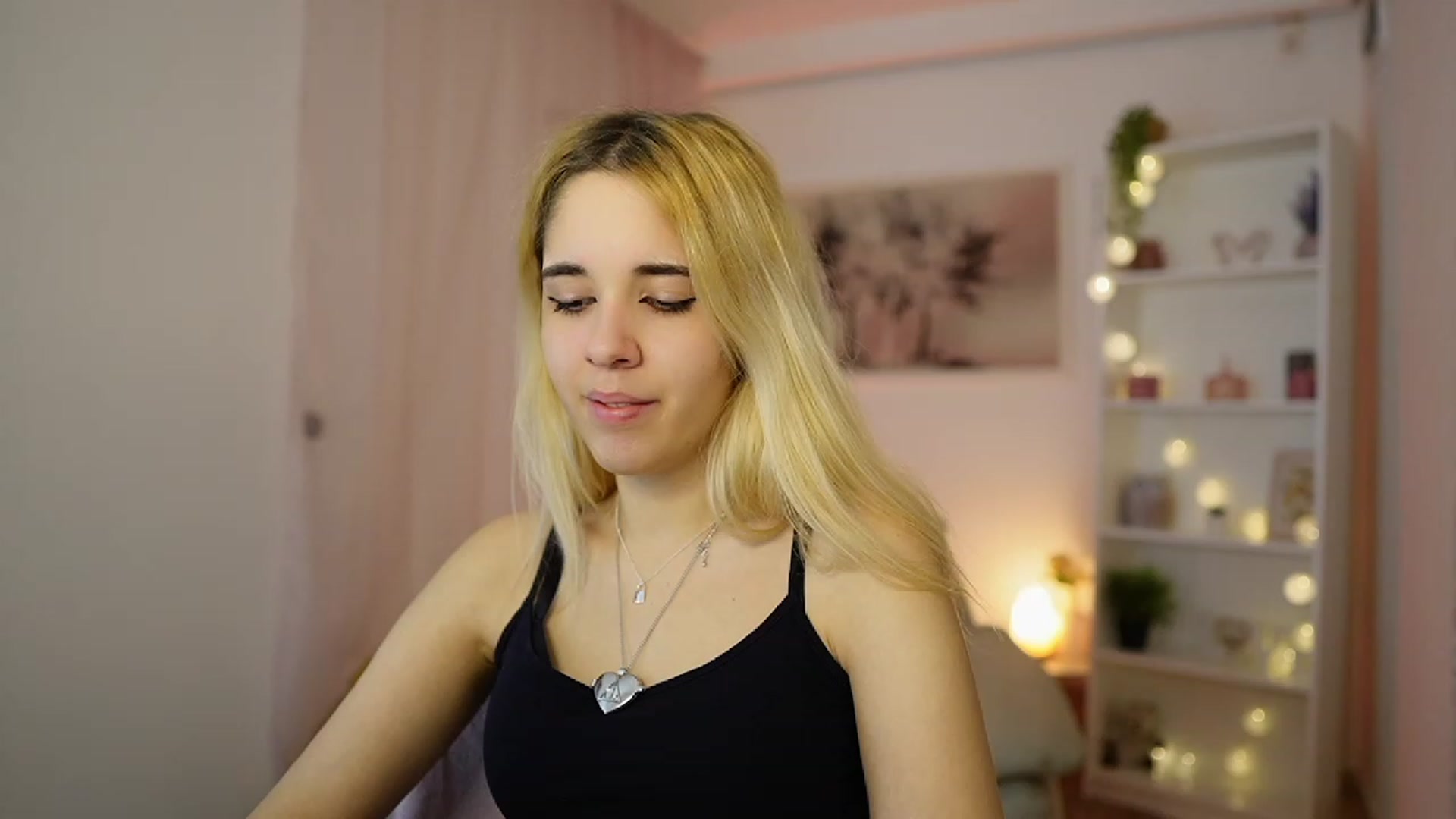 Gallery image thumbnail from Katie_Kush18's myfreecams stream on, 01/02/2024, 12:53 image 2 of 20
