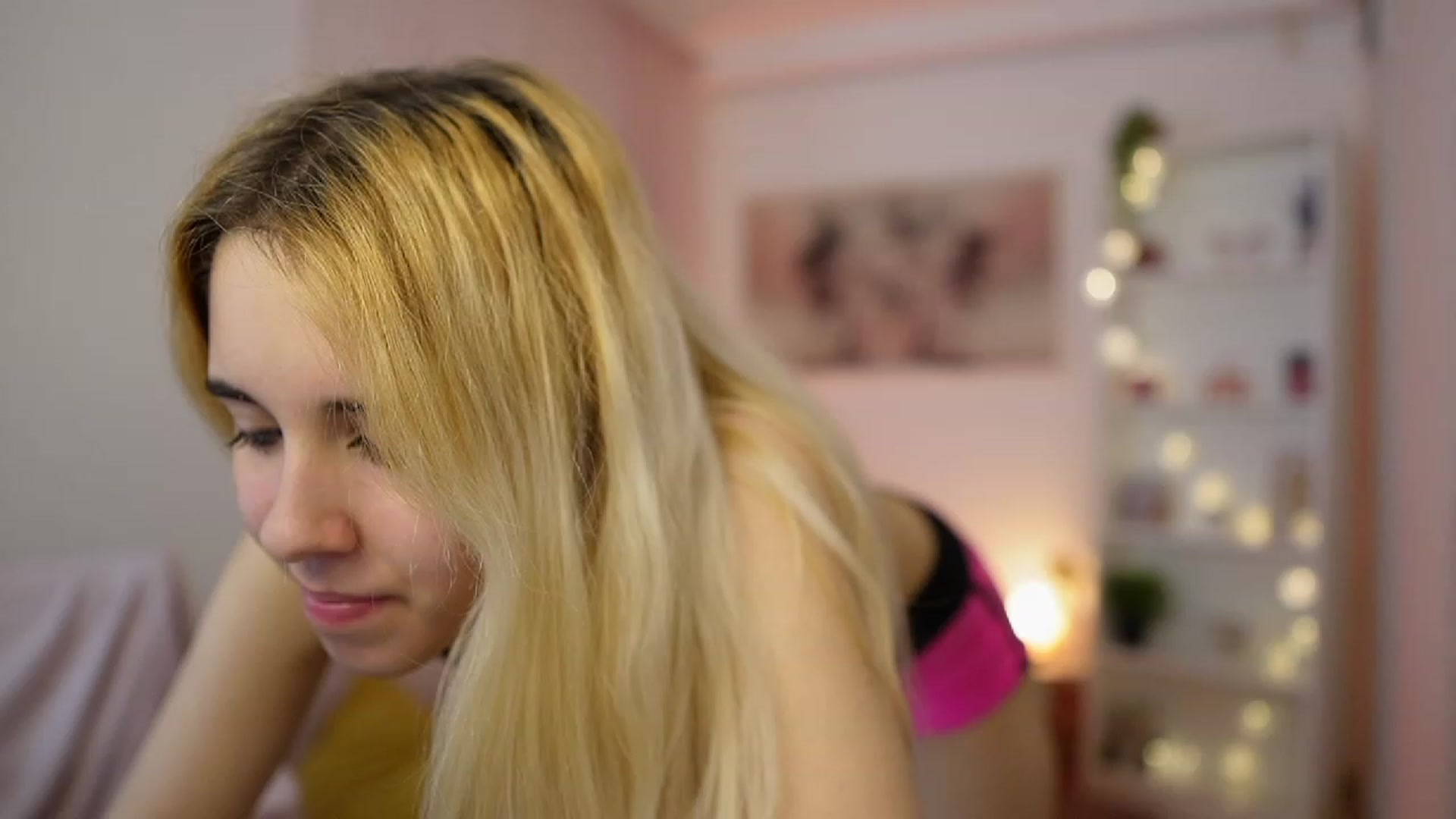 Gallery image thumbnail from Katie_Kush18's myfreecams stream on, 01/02/2024, 13:54 image 2 of 20