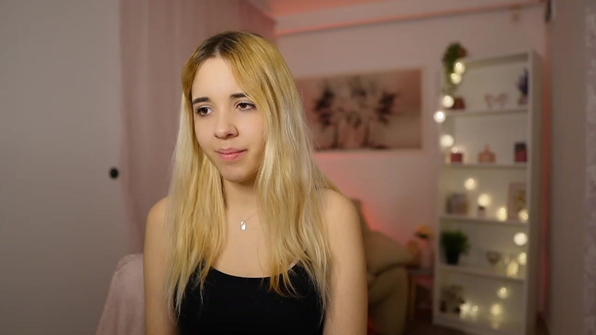 Gallery image thumbnail from Katie_Kush18's myfreecams stream on, 01/16/2024, 11:09 image 4 of 20