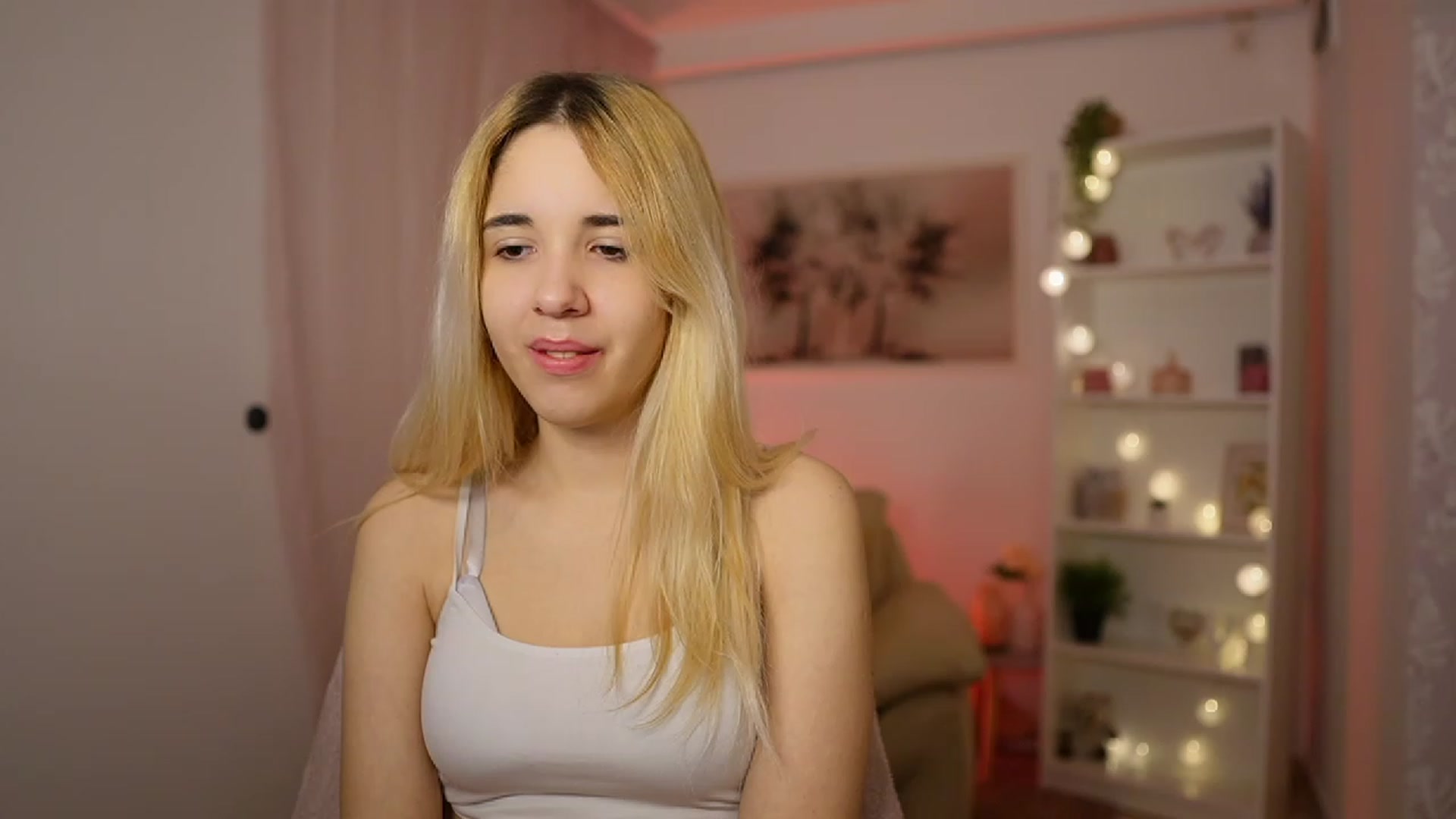 Gallery image thumbnail from Katie_Kush18's myfreecams stream on, 01/19/2024, 09:41 image 5 of 20