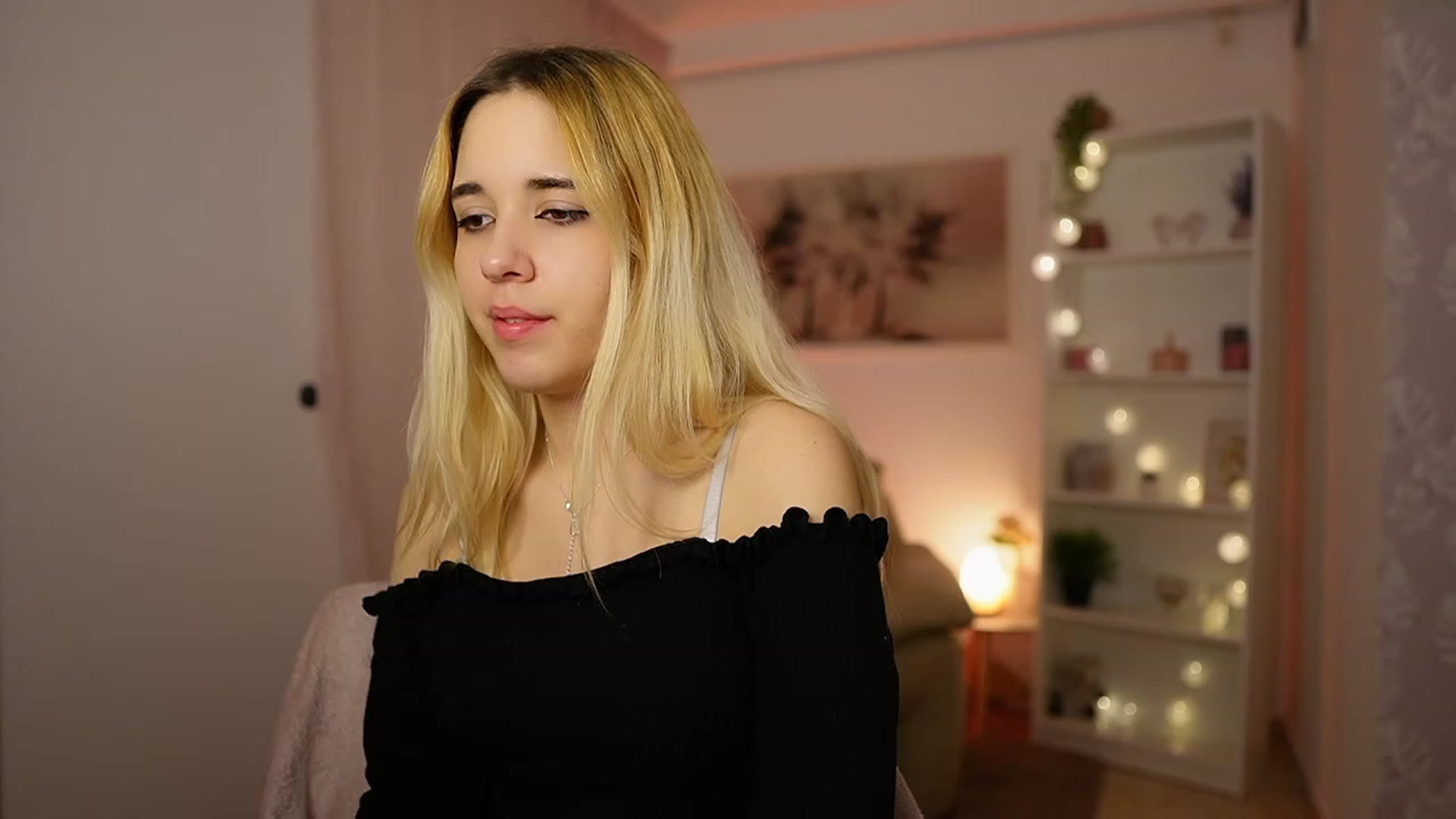 Gallery image thumbnail from Katie_Kush18's myfreecams stream on, 02/02/2024, 12:49 image 4 of 20