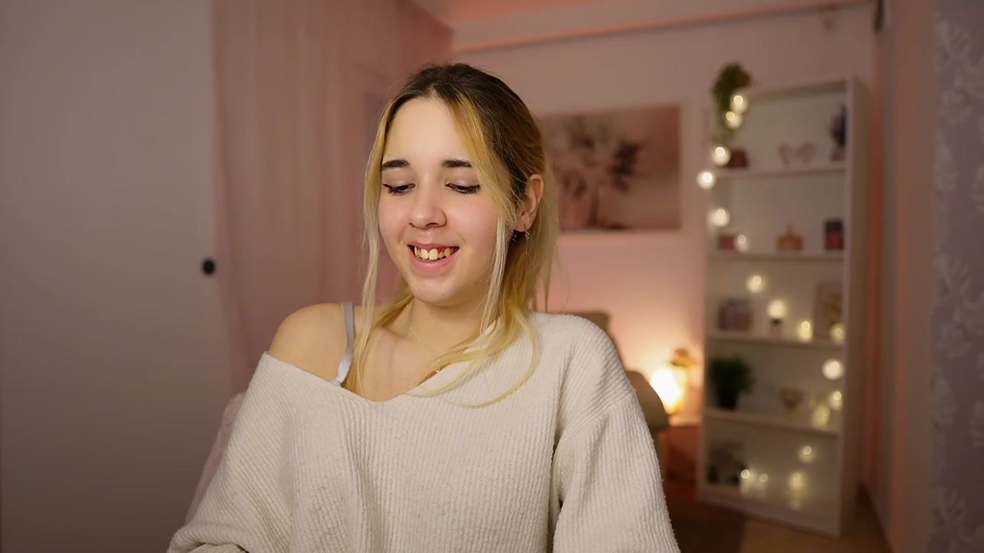 Gallery image thumbnail from Katie_Kush18's myfreecams stream on, 02/03/2024, 14:01 image 11 of 20