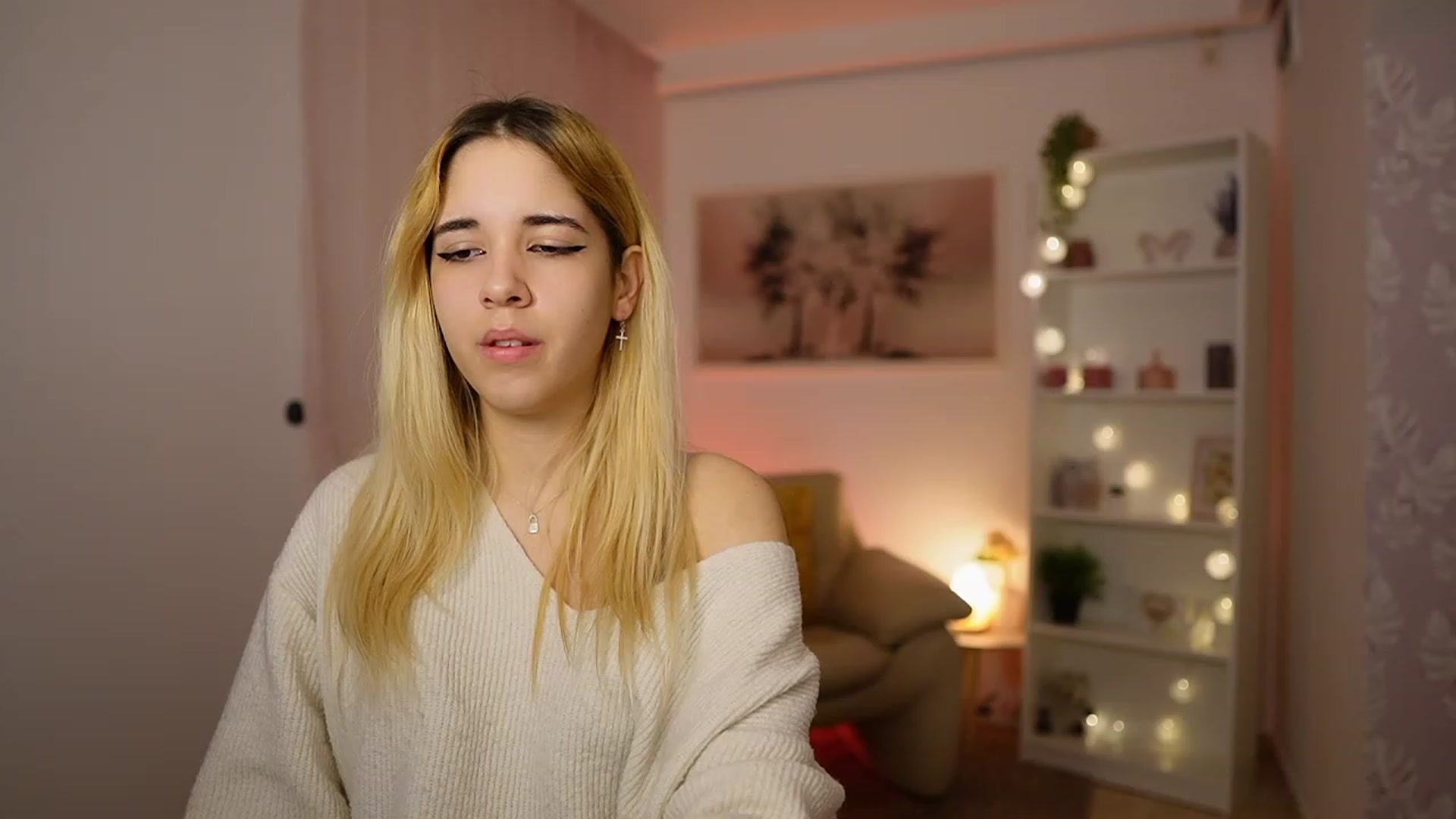 Gallery image thumbnail from Katie_Kush18's myfreecams stream on, 02/08/2024, 10:47 image 2 of 20