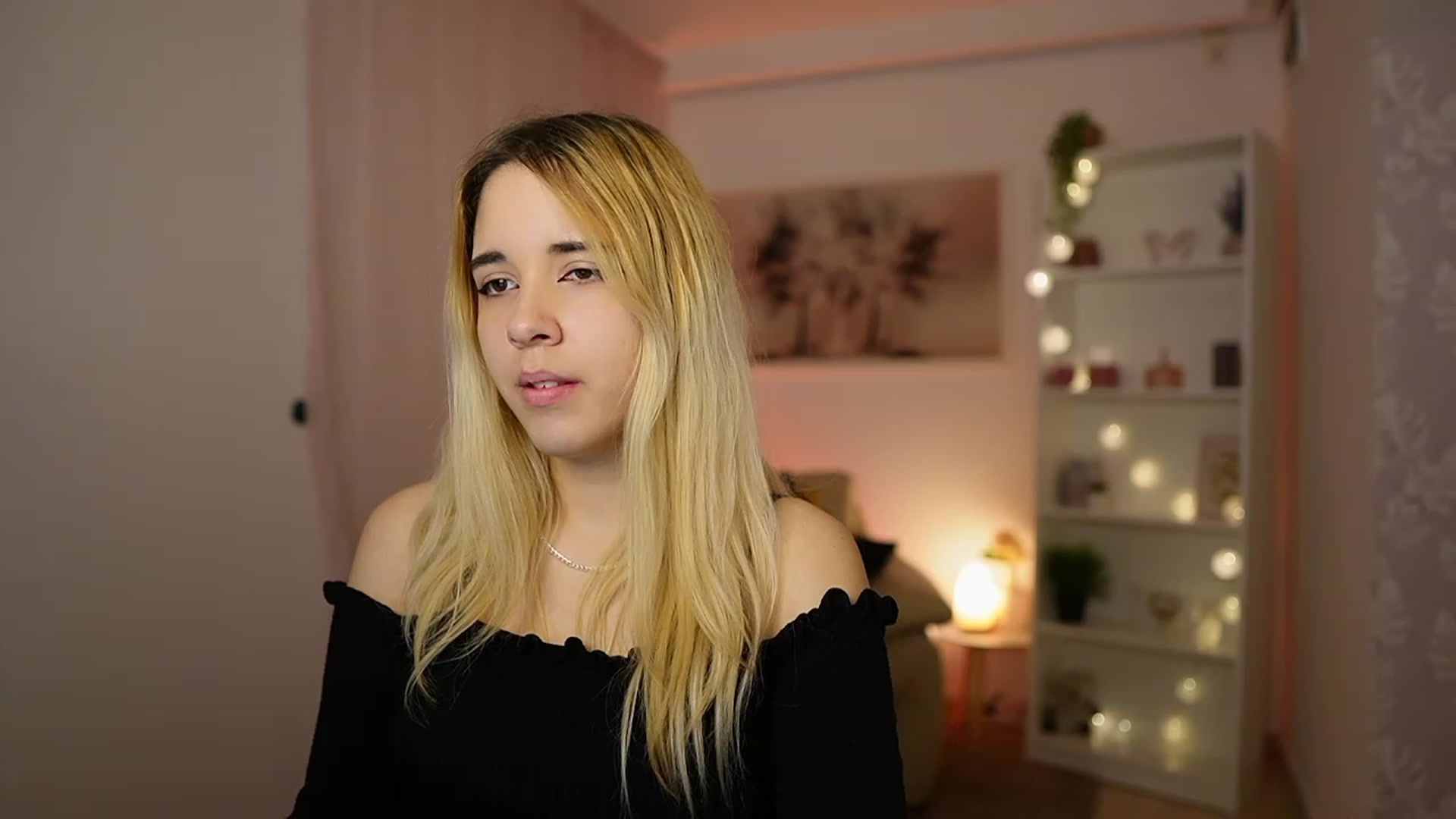 Gallery image thumbnail from Katie_Kush18's myfreecams stream on, 02/12/2024, 11:47 image 11 of 20