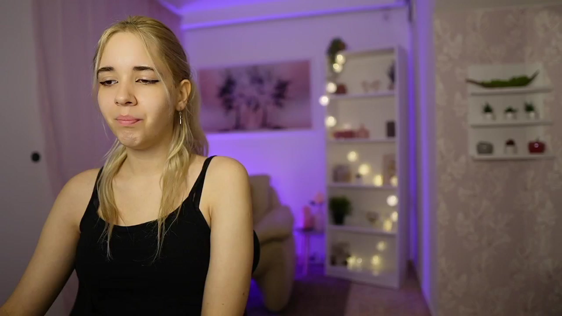 Gallery image thumbnail from Katie_Kush18's myfreecams stream on, 02/28/2024, 10:29 image 5 of 20