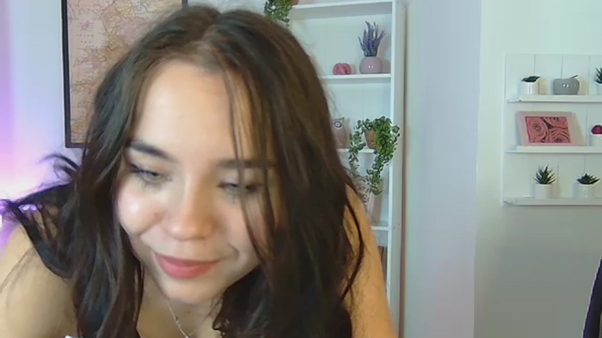 Gallery image thumbnail from Katie_Nice's myfreecams stream on, 11/23/2022, 19:27 image 2 of 20