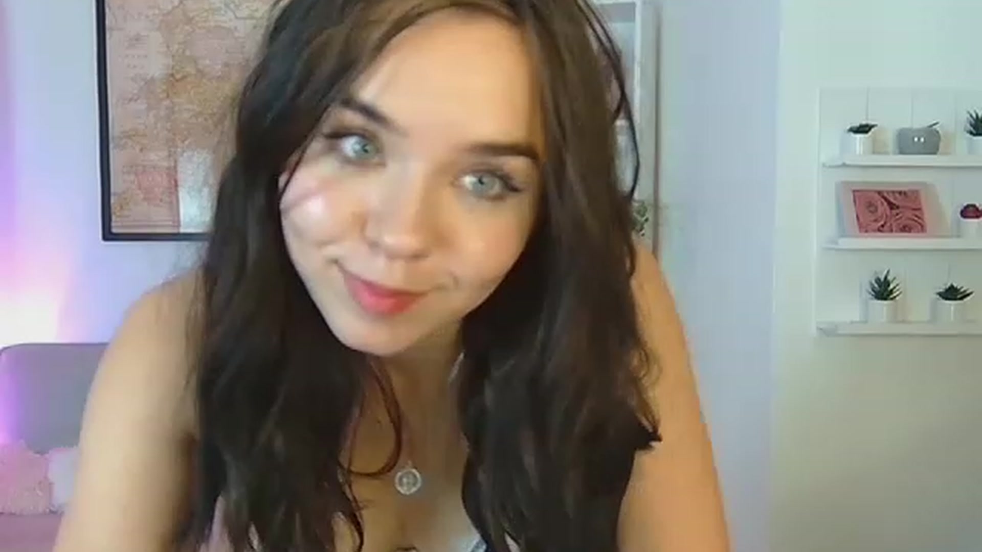 Gallery image thumbnail from Katie_Nice's myfreecams stream on, 11/23/2022, 19:43 image 18 of 20