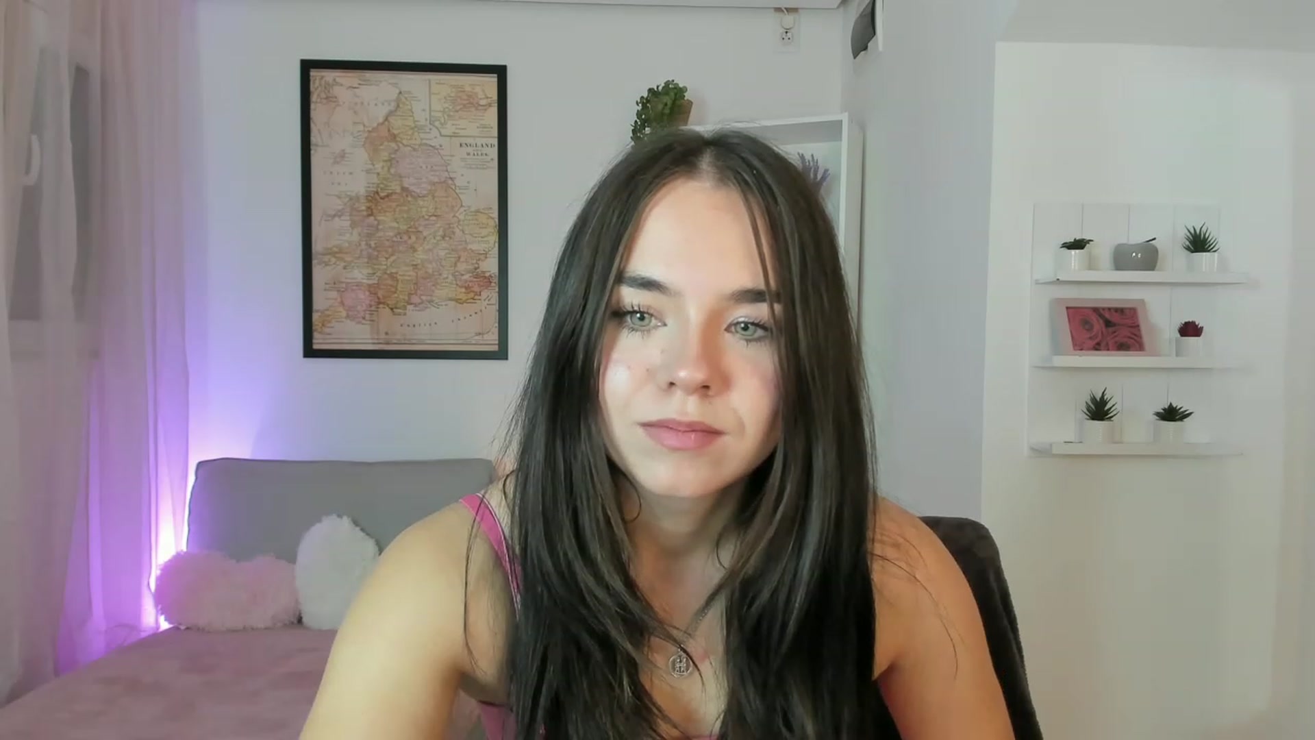 Gallery image thumbnail from Katie_Nice's myfreecams stream on, 11/25/2022, 15:35 image 15 of 20