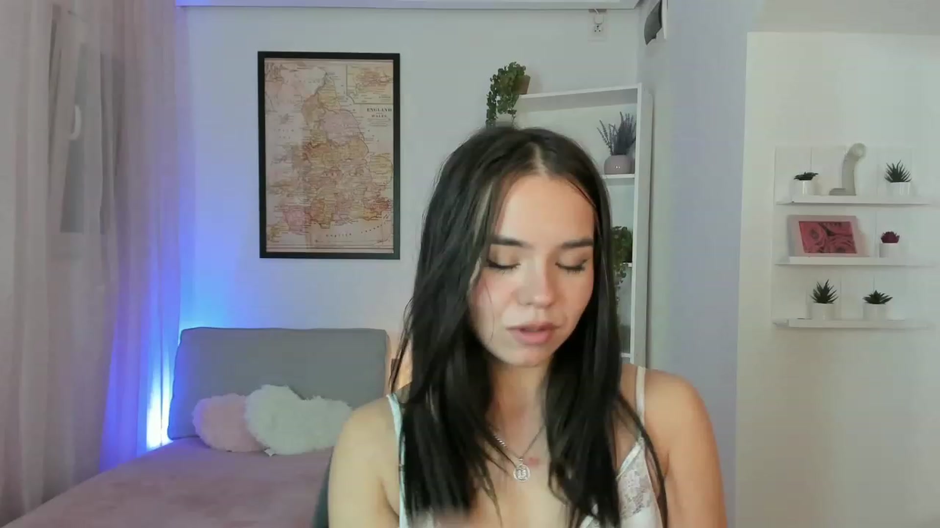 Gallery image thumbnail from Katie_Nice's myfreecams stream on, 11/28/2022, 19:02 image 15 of 20
