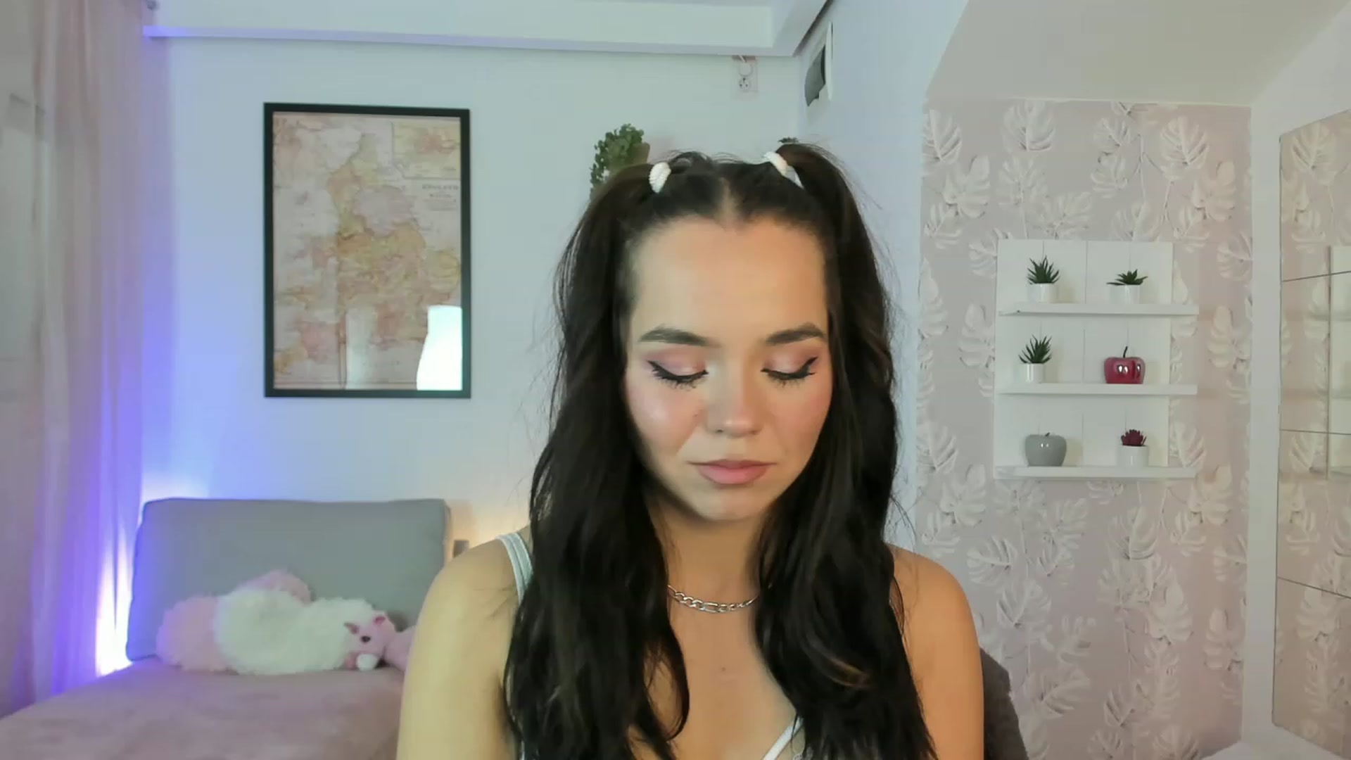 Gallery image thumbnail from Katie_Nice's myfreecams stream on, 12/02/2022, 16:07 image 11 of 20