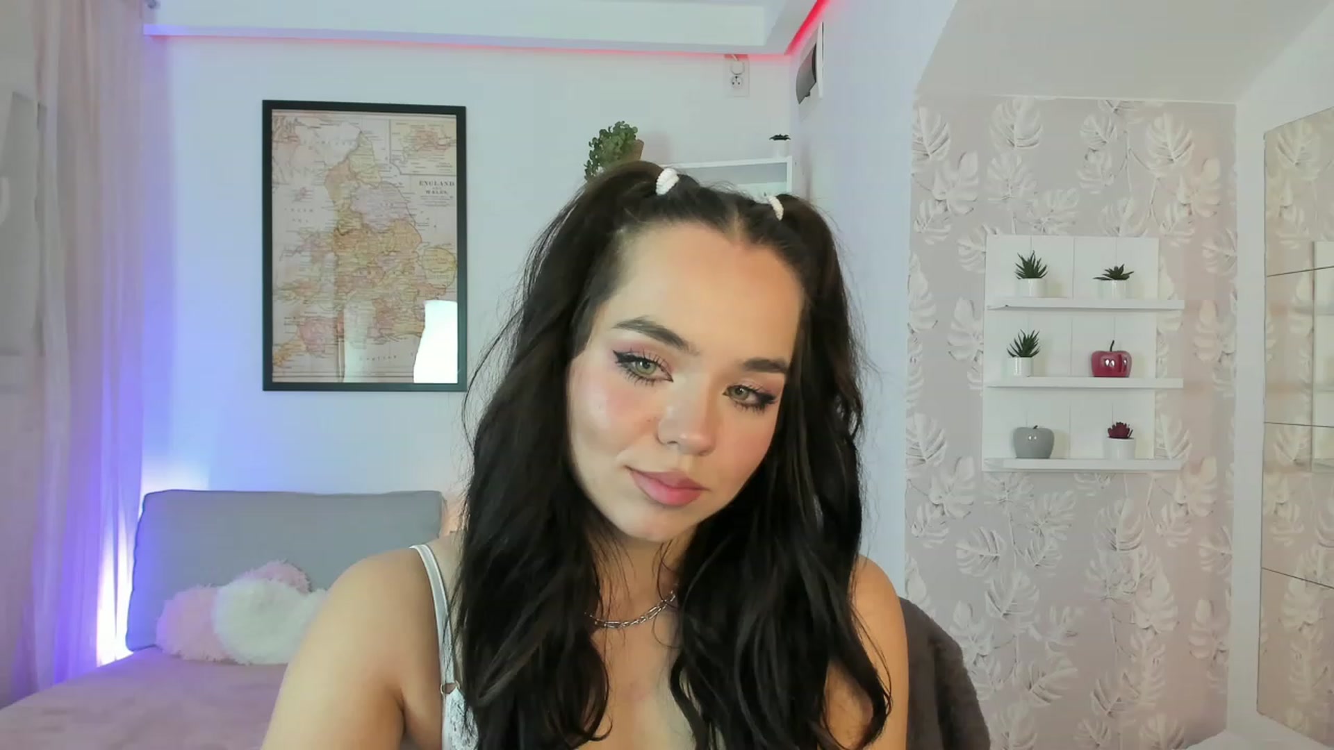 Gallery image thumbnail from Katie_Nice's myfreecams stream on, 12/02/2022, 16:07 image 15 of 20