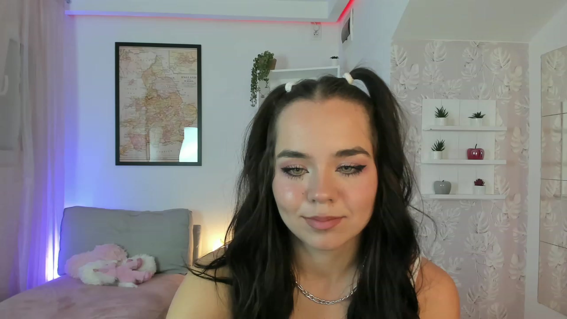 Gallery image thumbnail from Katie_Nice's myfreecams stream on, 12/02/2022, 18:56 image 14 of 20