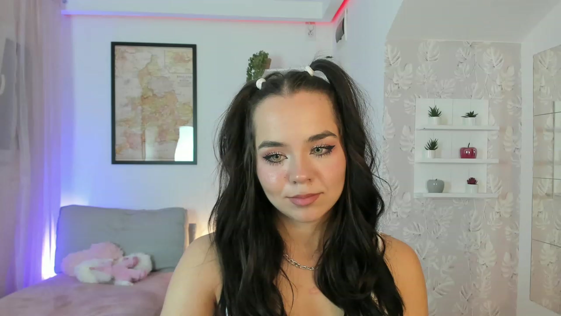 Gallery image thumbnail from Katie_Nice's myfreecams stream on, 12/02/2022, 18:56 image 6 of 20