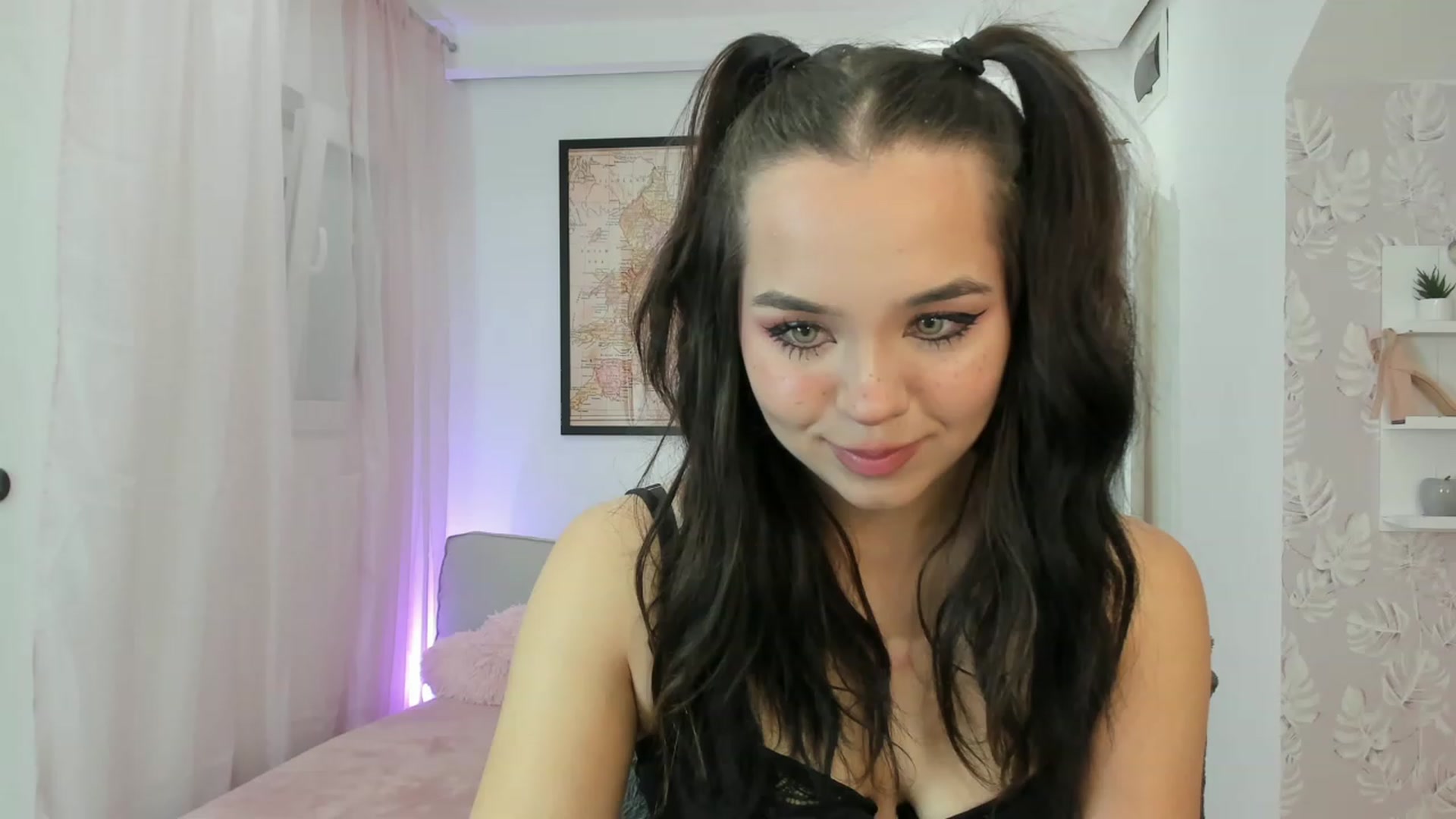 Gallery image thumbnail from Katie_Nice's myfreecams stream on, 12/08/2022, 12:14 image 20 of 20