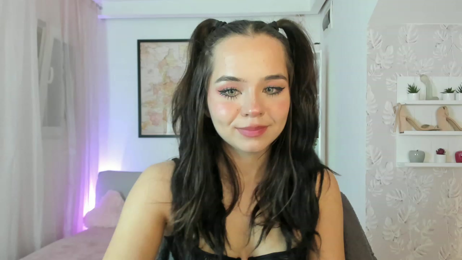 Gallery image thumbnail from Katie_Nice's myfreecams stream on, 12/08/2022, 18:09 image 20 of 20