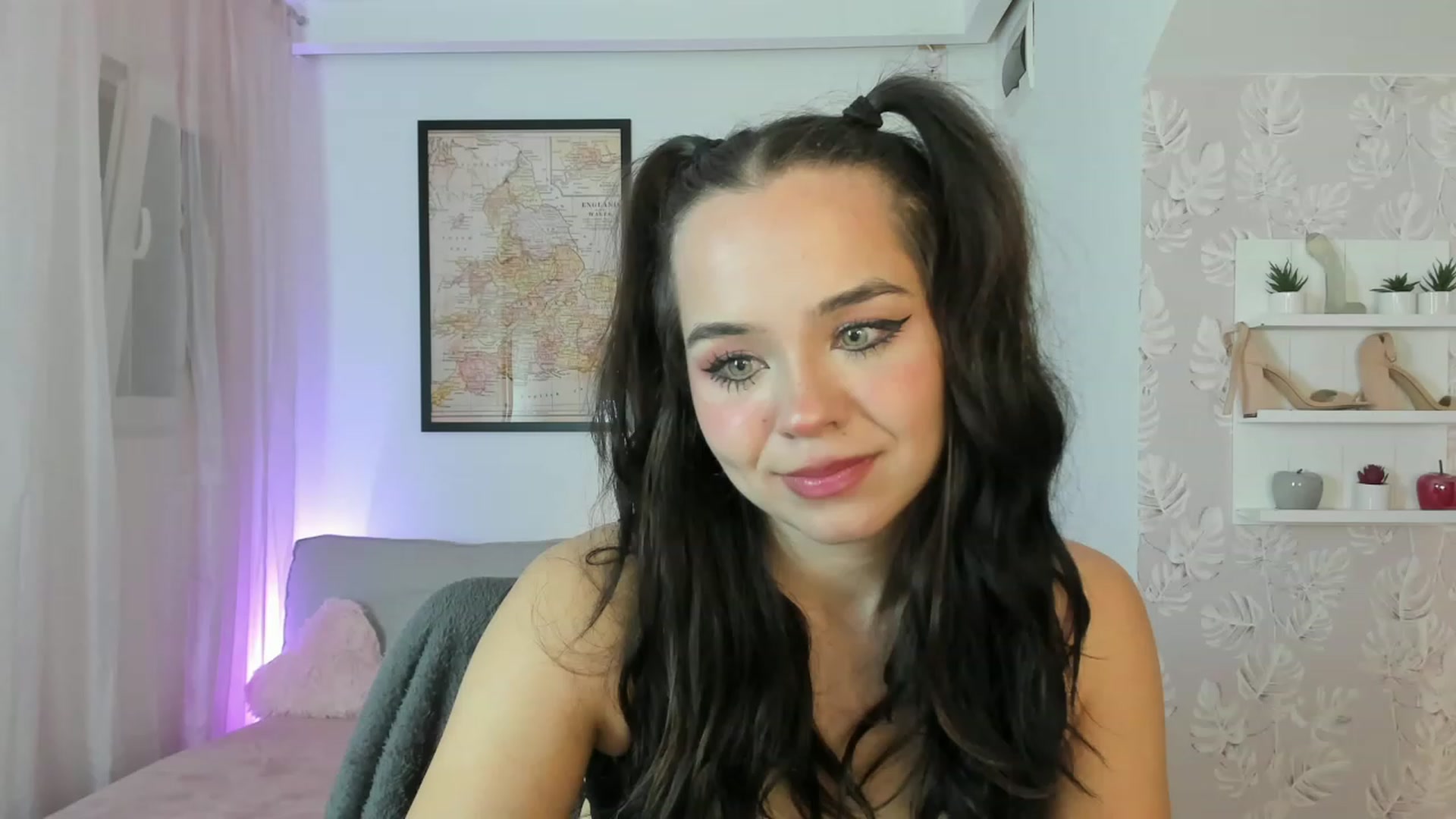 Gallery image thumbnail from Katie_Nice's myfreecams stream on, 12/08/2022, 18:09 image 10 of 20