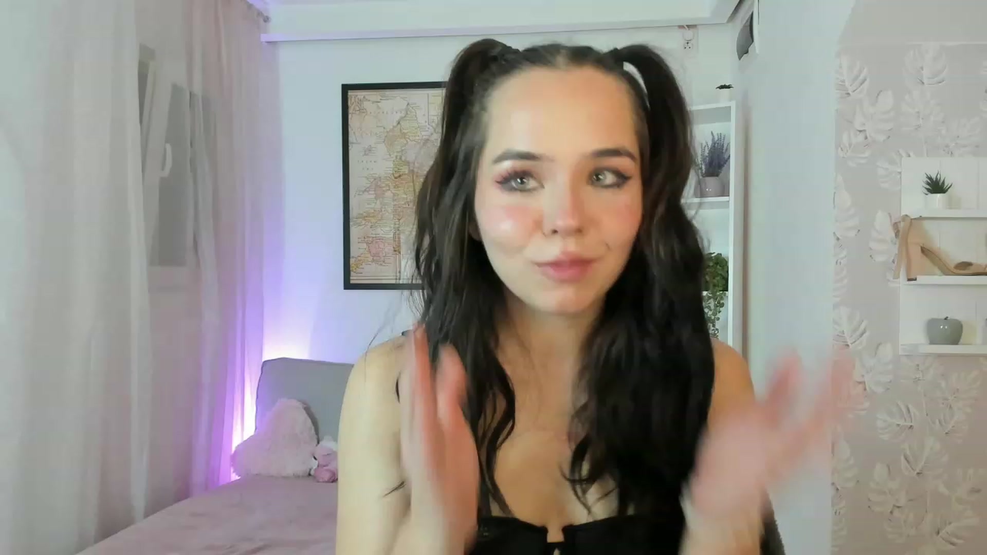 Gallery image thumbnail from Katie_Nice's myfreecams stream on, 12/08/2022, 21:04 image 13 of 20
