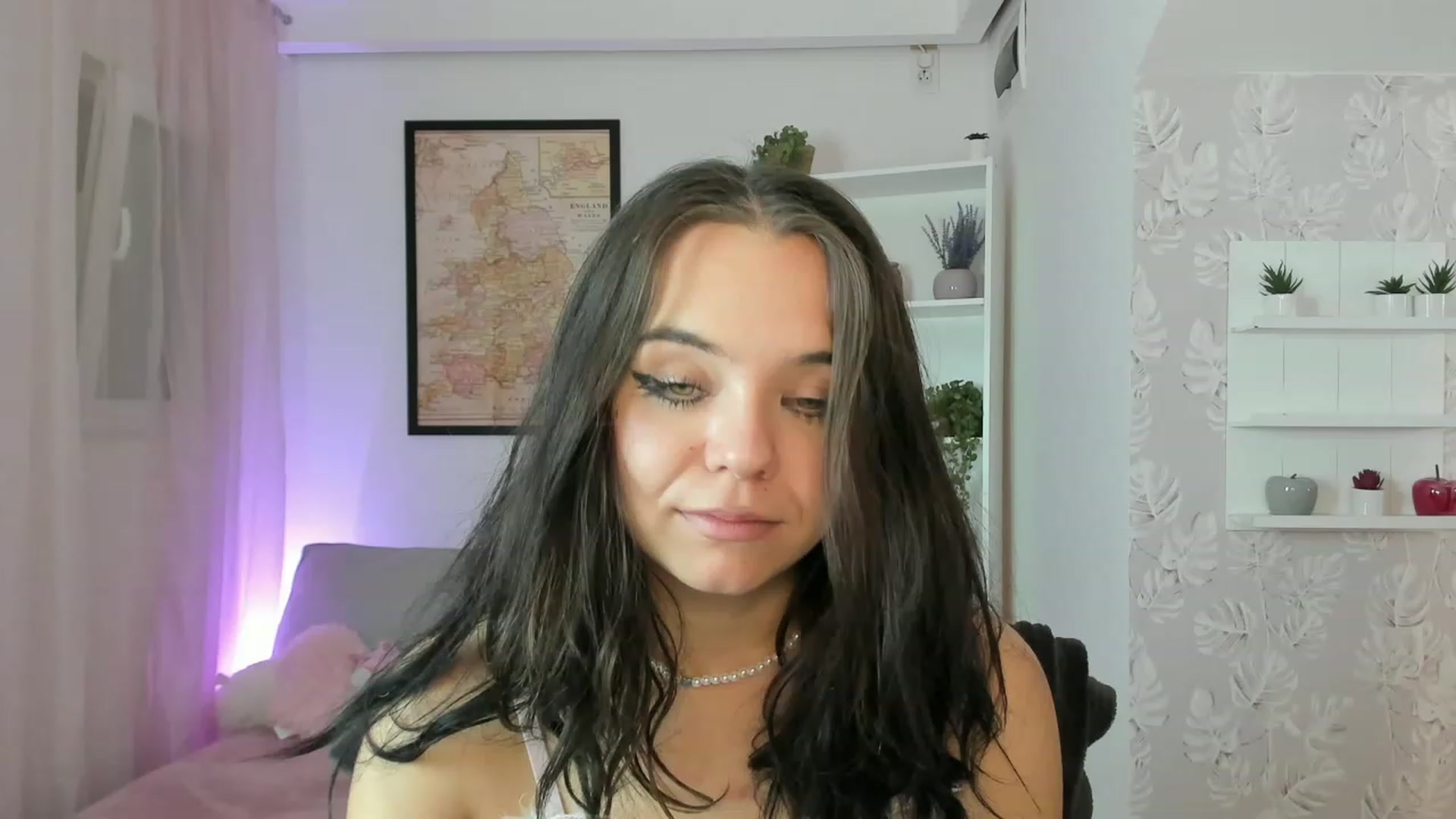 Gallery image thumbnail from Katie_Nice's myfreecams stream on, 12/18/2022, 17:18 image 13 of 20