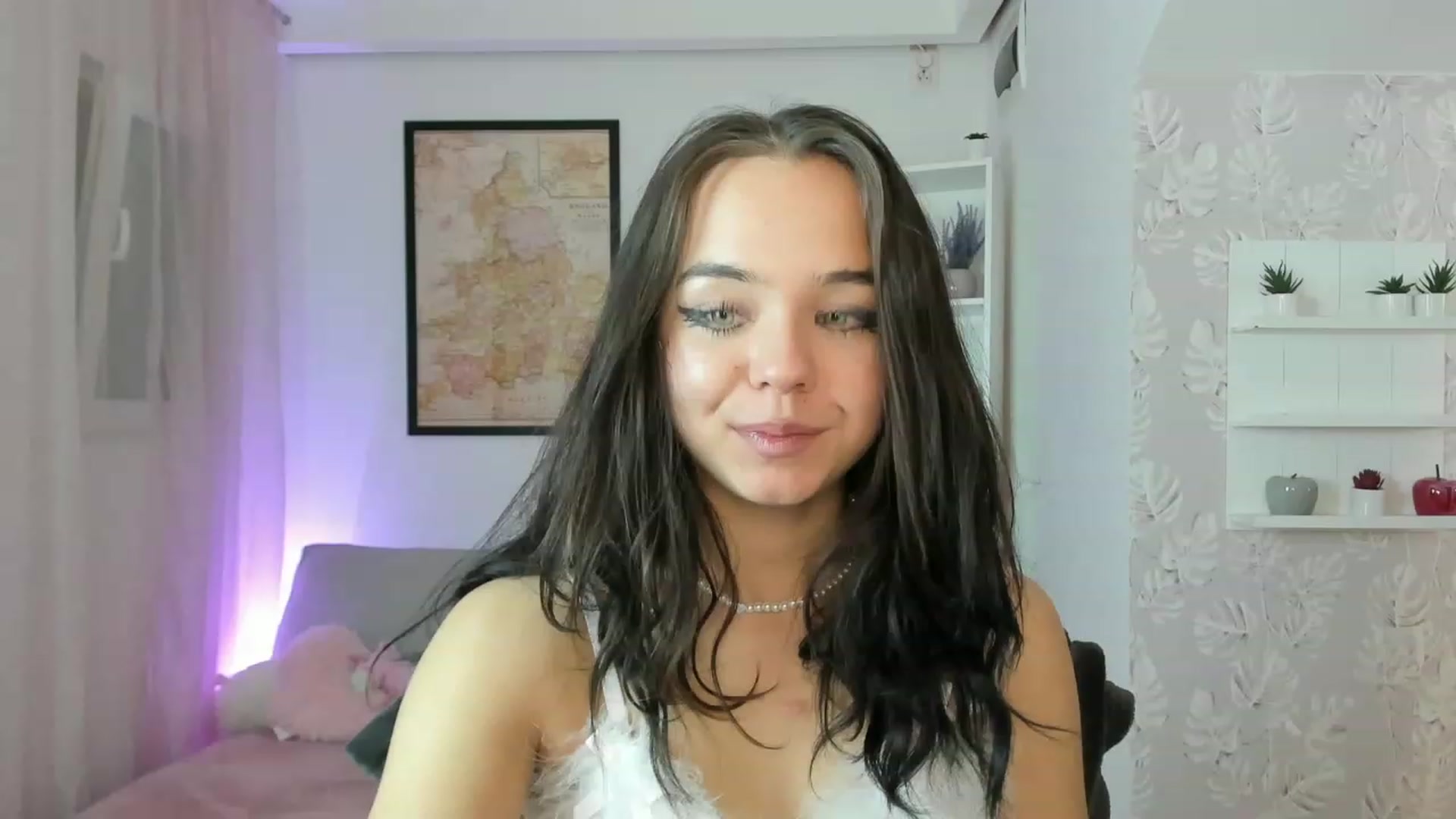 Gallery image thumbnail from Katie_Nice's myfreecams stream on, 12/18/2022, 17:18 image 5 of 20