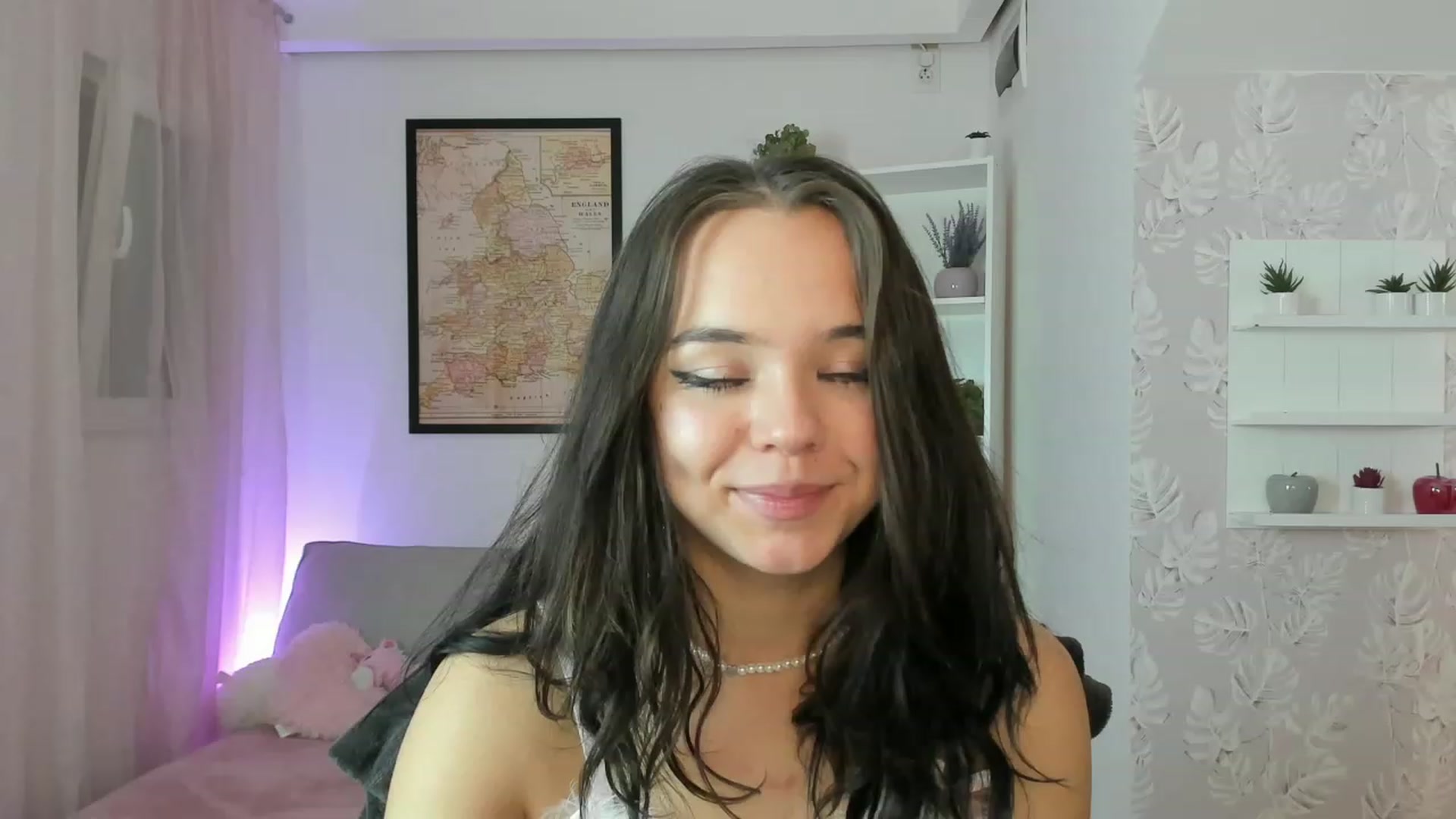 Gallery image thumbnail from Katie_Nice's myfreecams stream on, 12/18/2022, 17:18 image 9 of 20