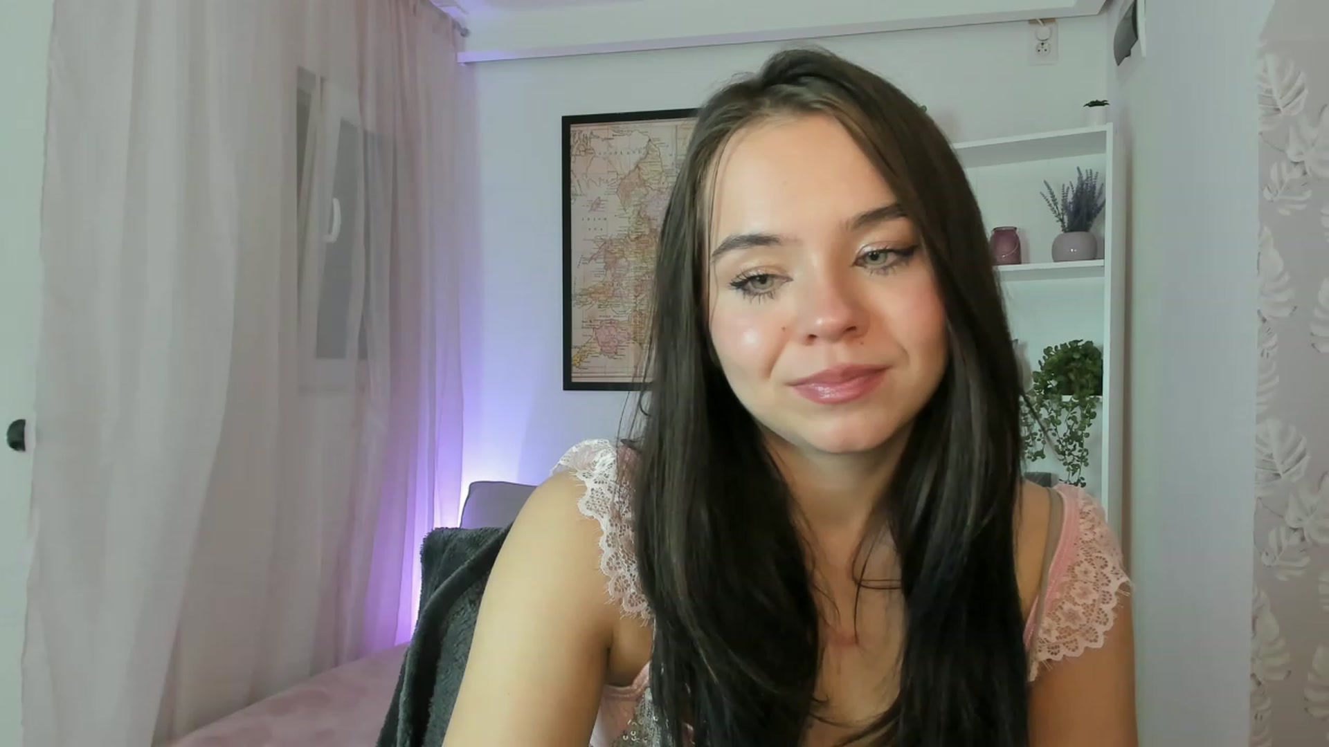 Gallery image thumbnail from Katie_Nice's myfreecams stream on, 12/29/2022, 18:29 image 4 of 20