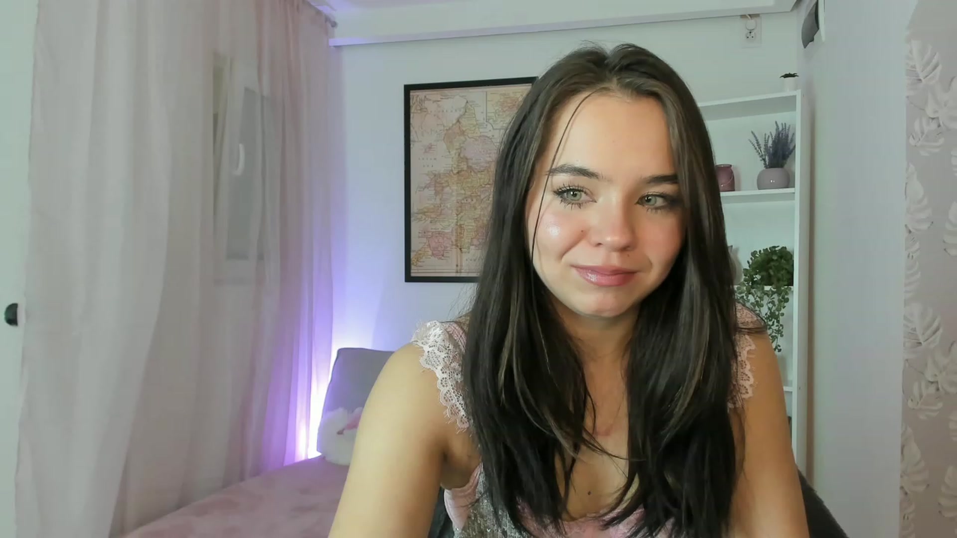Gallery image thumbnail from Katie_Nice's myfreecams stream on, 12/29/2022, 18:29 image 18 of 20